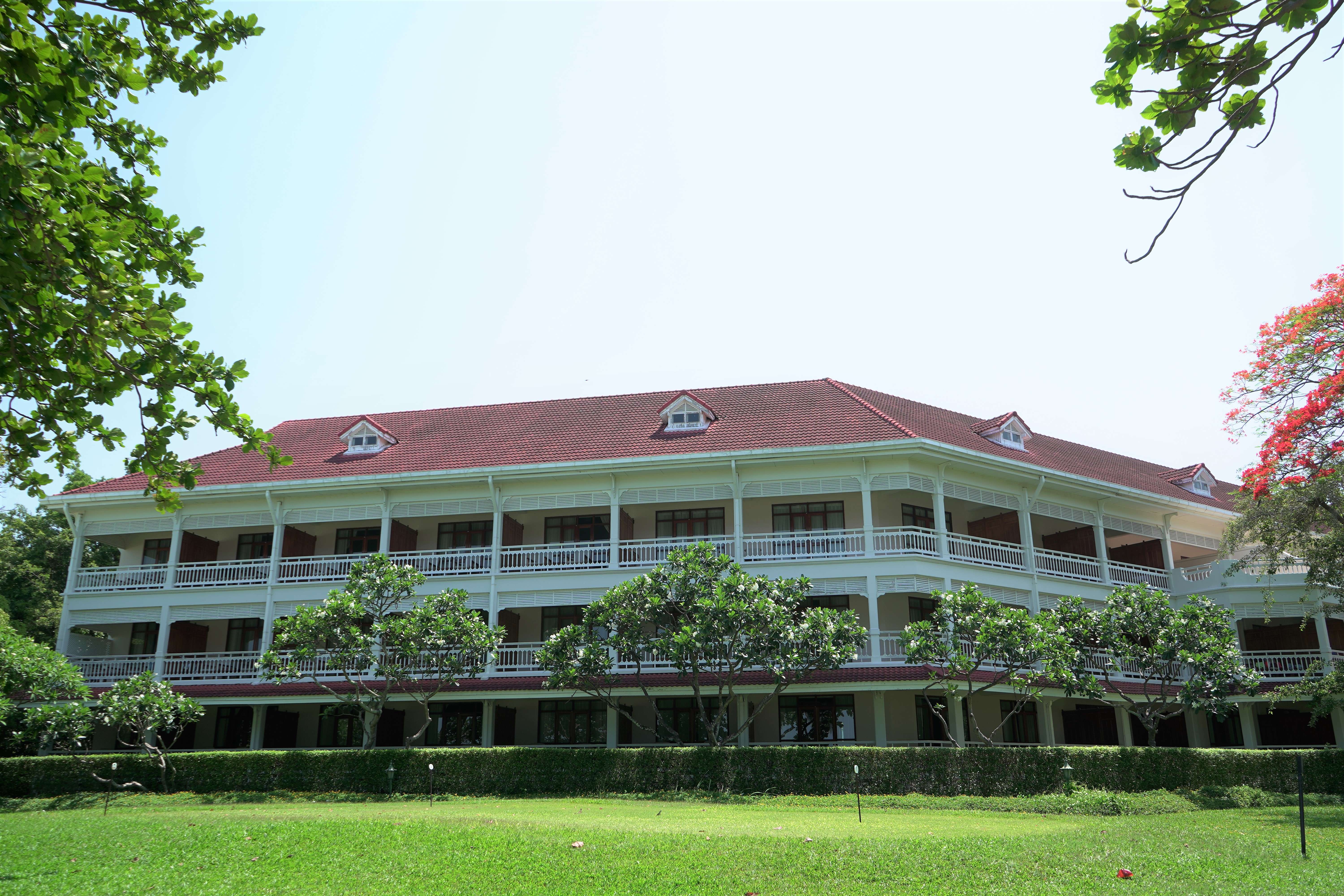 Centara Grand Beach Resort & Villas Hua Hin