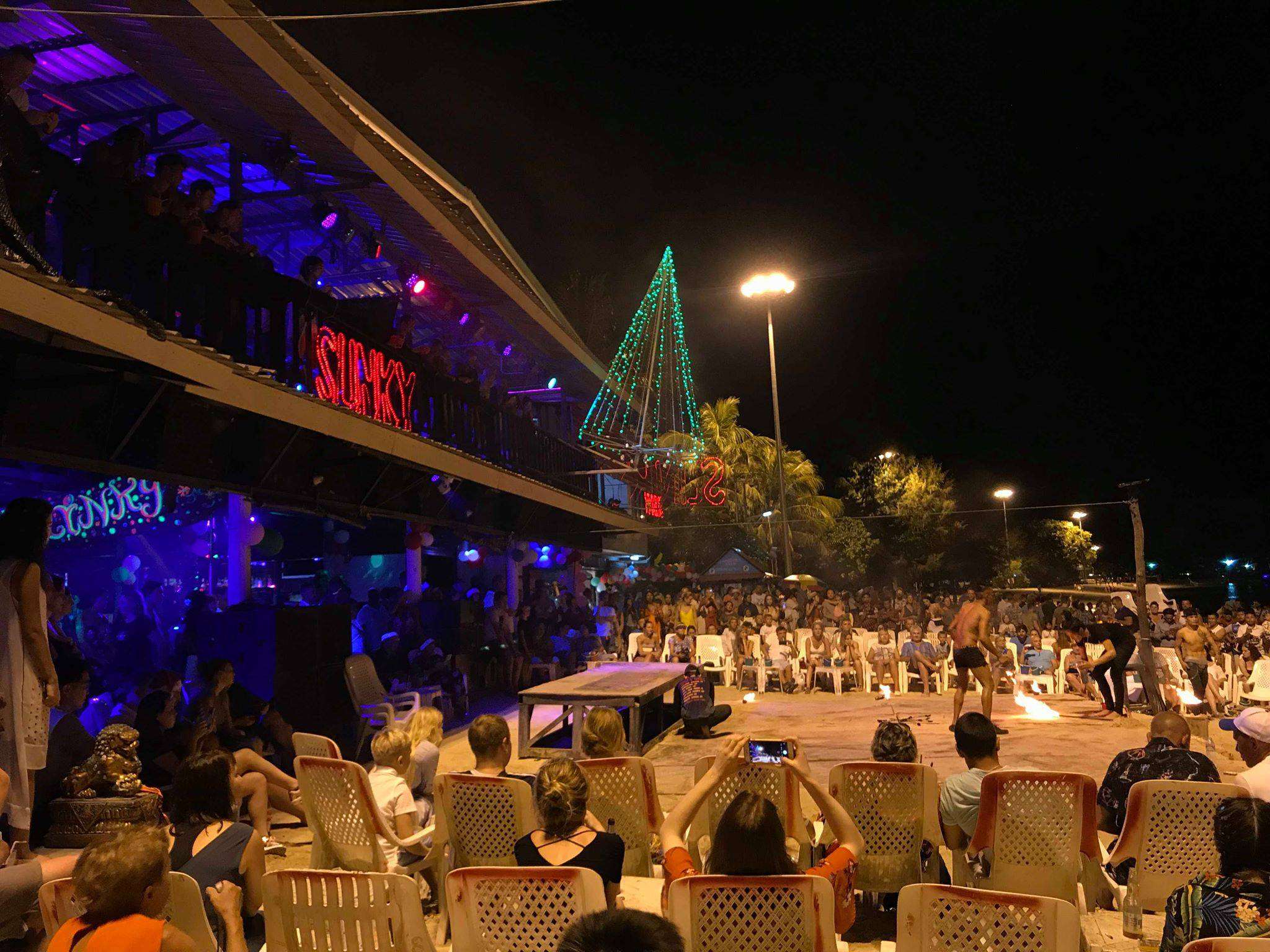 Enjoy At Slinky Beach Bar