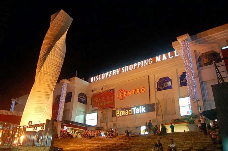 Enjoy Shopping at Discovery Mall