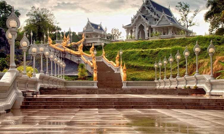 Visit the Wat Kaew Temple