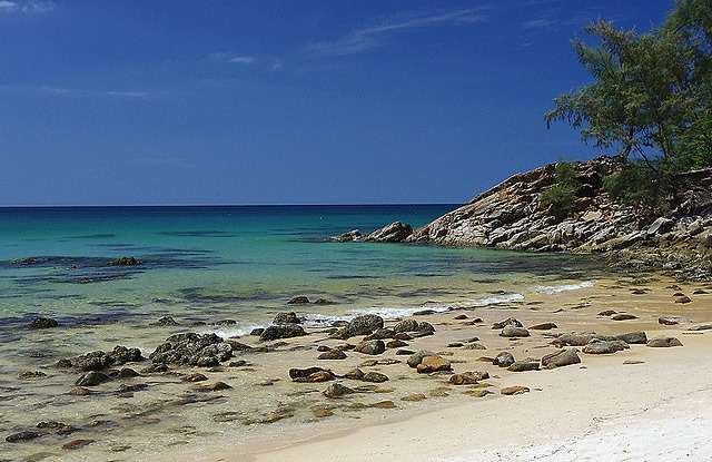 Going to Naithon Beach