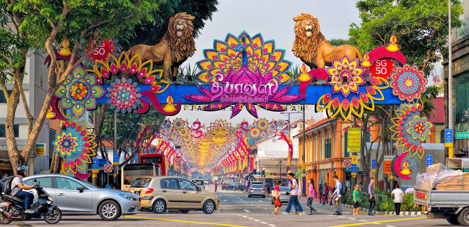 Enjoy strolling at Little India