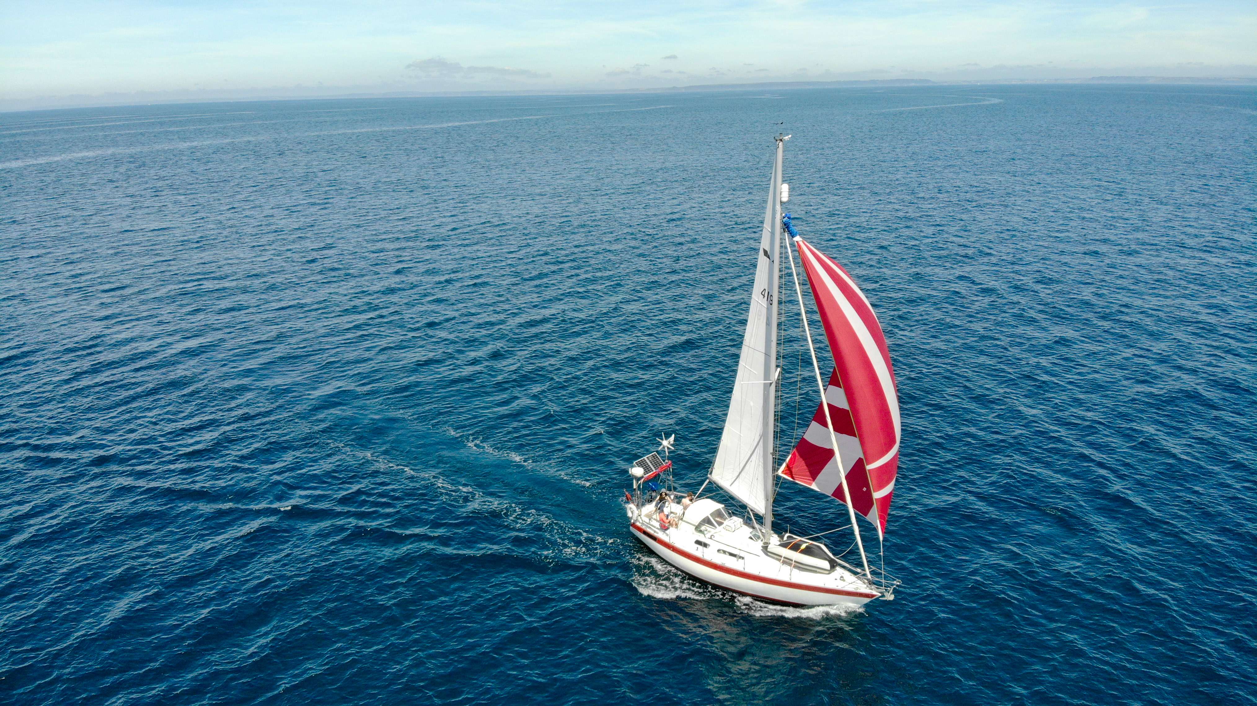 10 Yacht Rentals in Singapore | Boat Rentals in Singapore With Prices