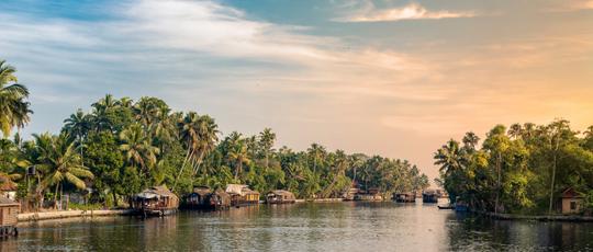 20 Places to Visit in Kerala in April For A Cheerful Holiday!