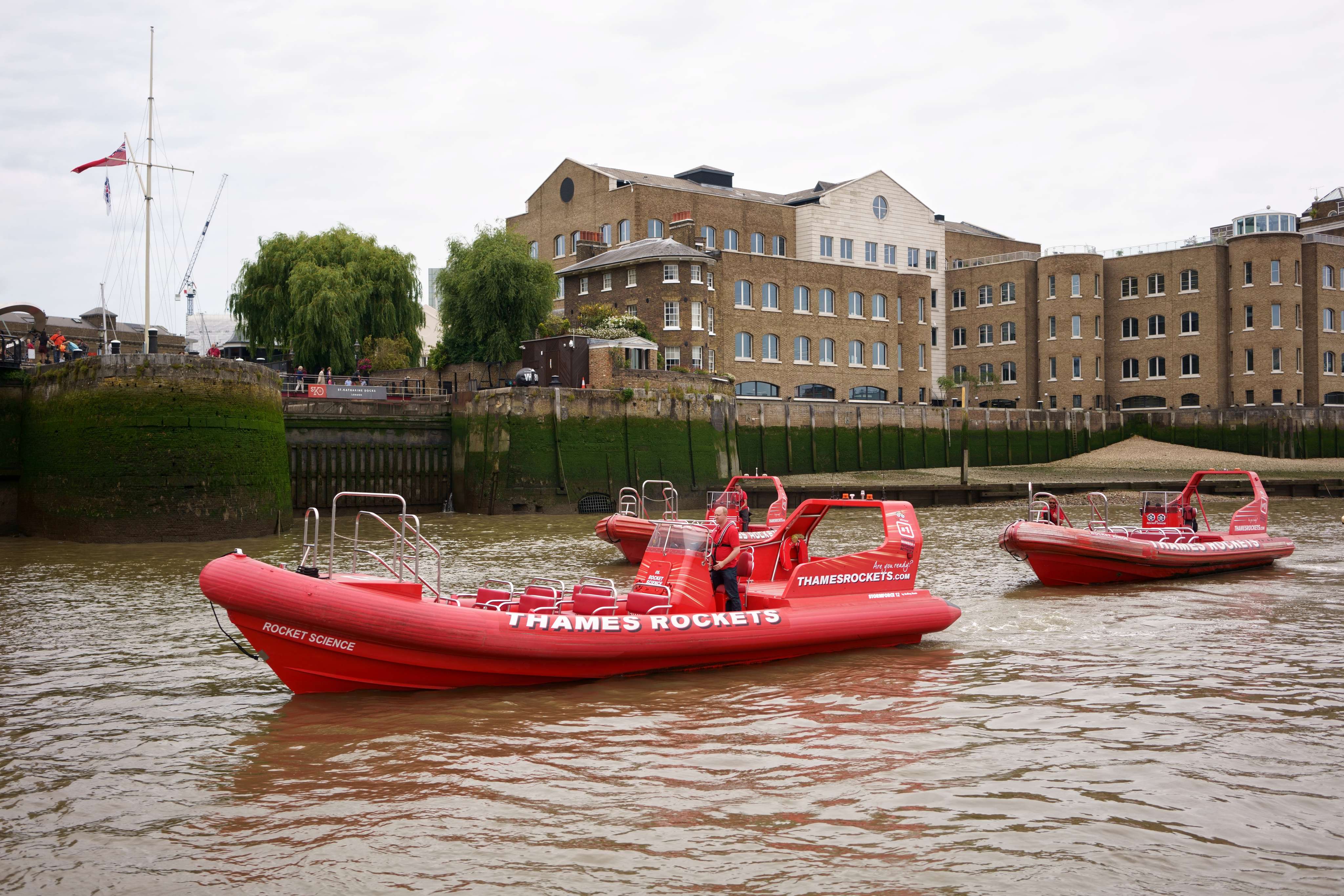  Feel The Rush With An Epic Speedboat Ride
