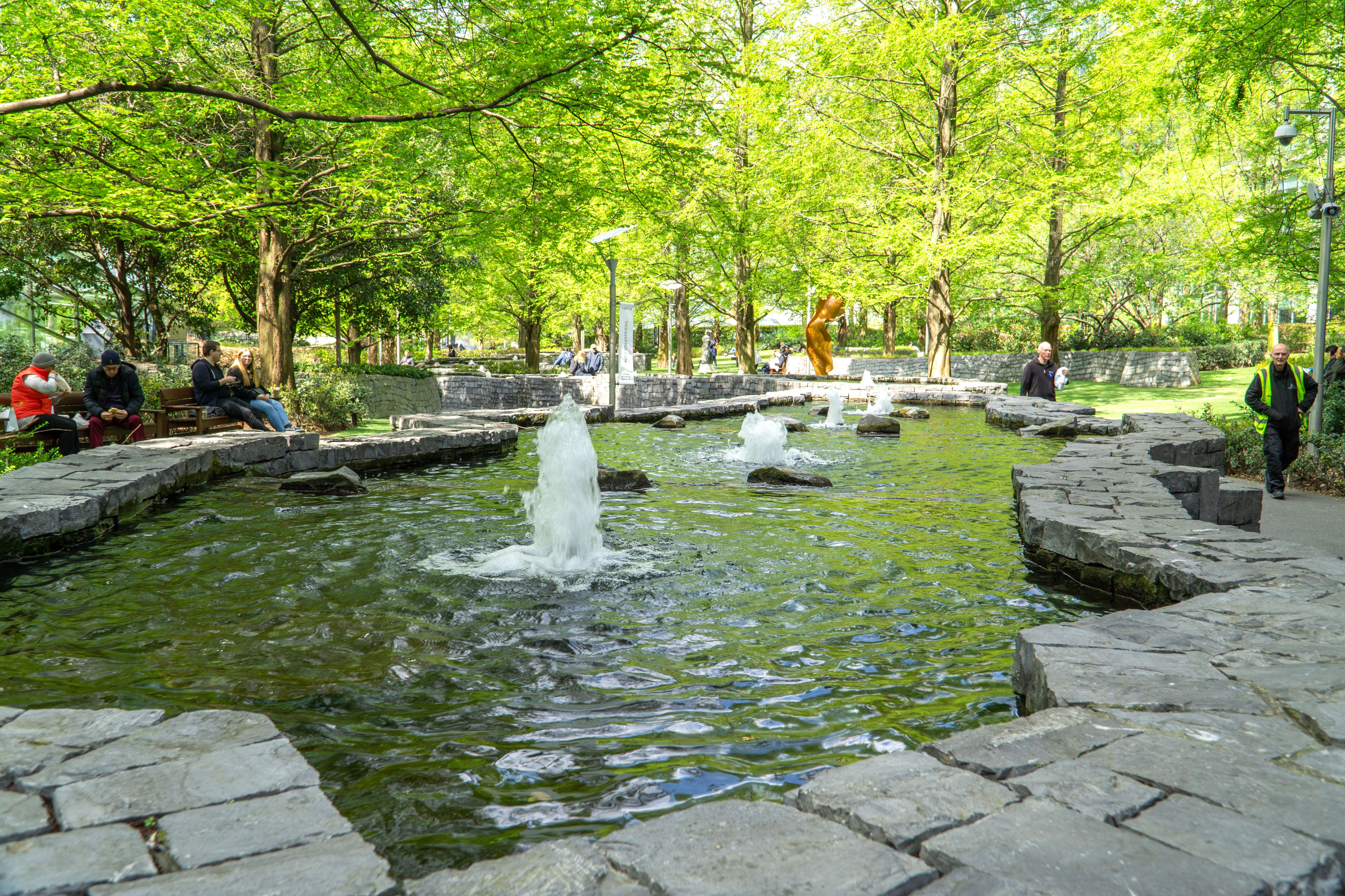  Relax In Jubilee Gardens