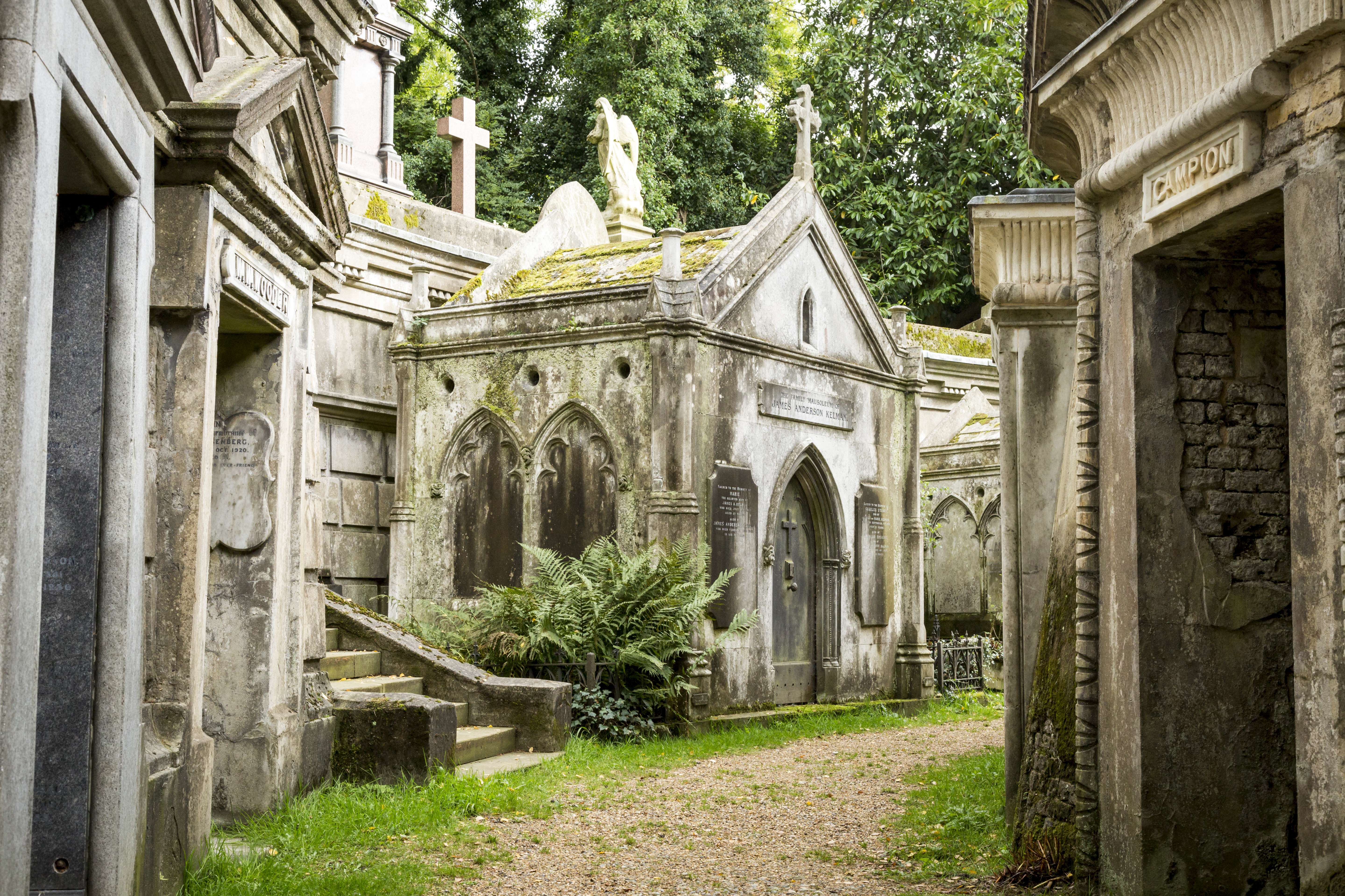 Take A Walk Through Highgate Cemetery
