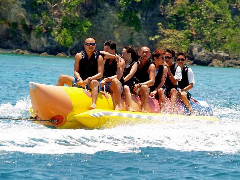 Enjoy at Banana Boat Ride