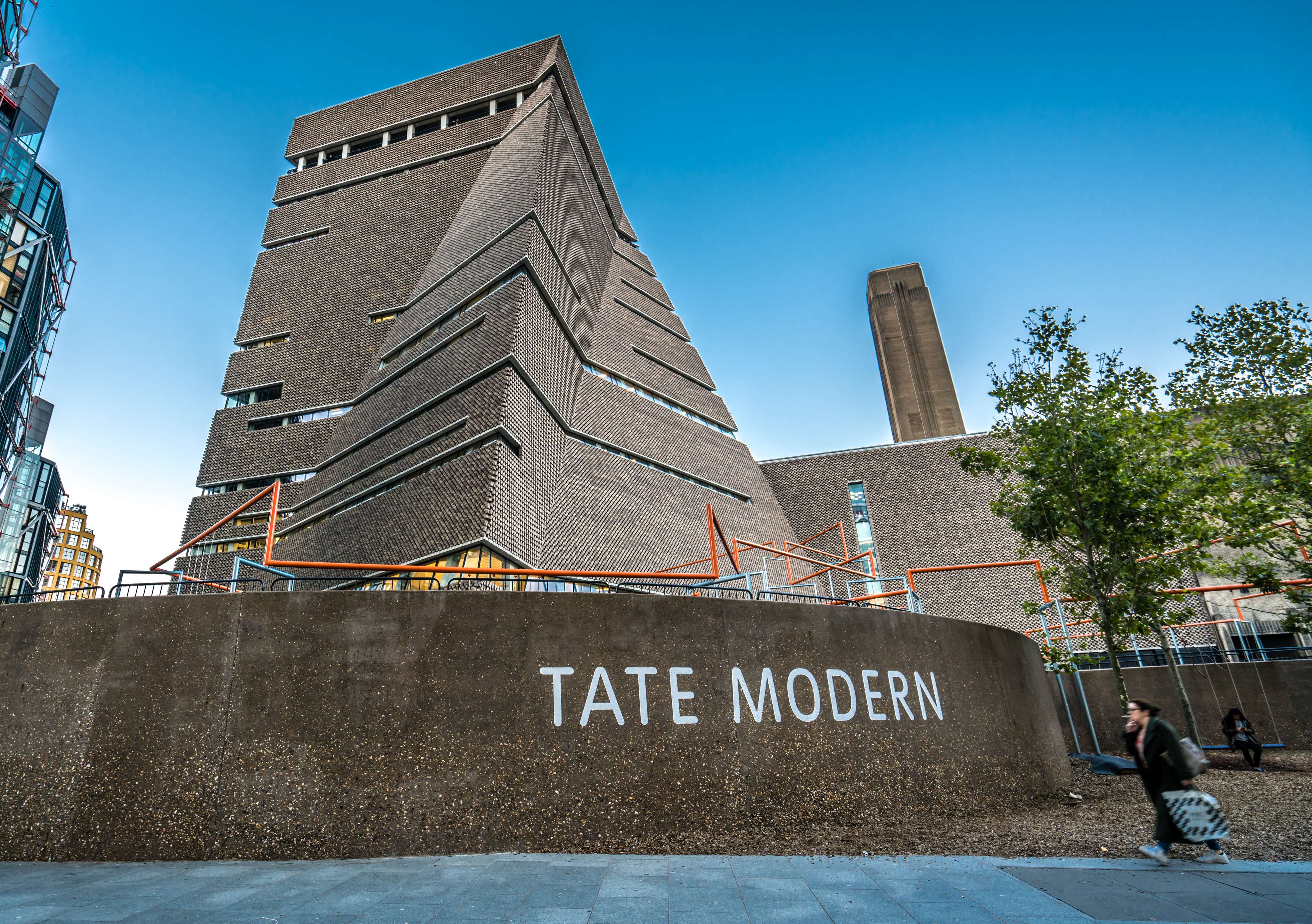Admire Artwork At Tate Morden