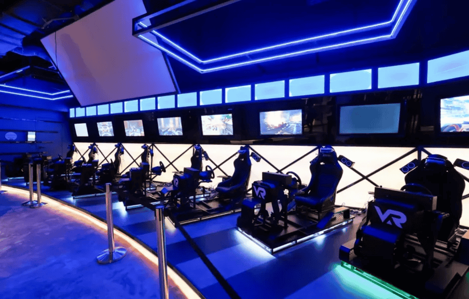 Enjoy at VAR LIVE Theme Park