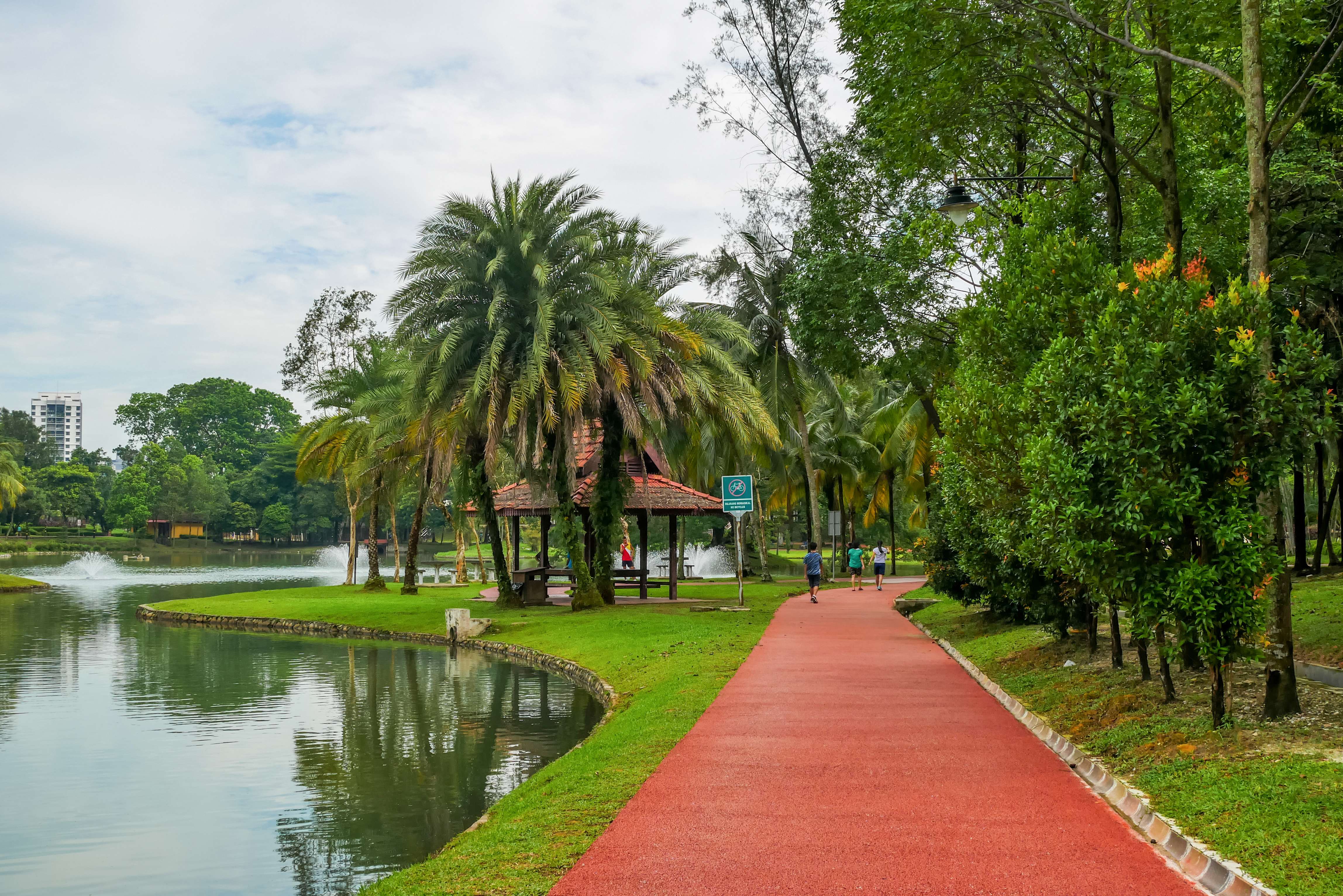 Taman Tasik Permaisuri
