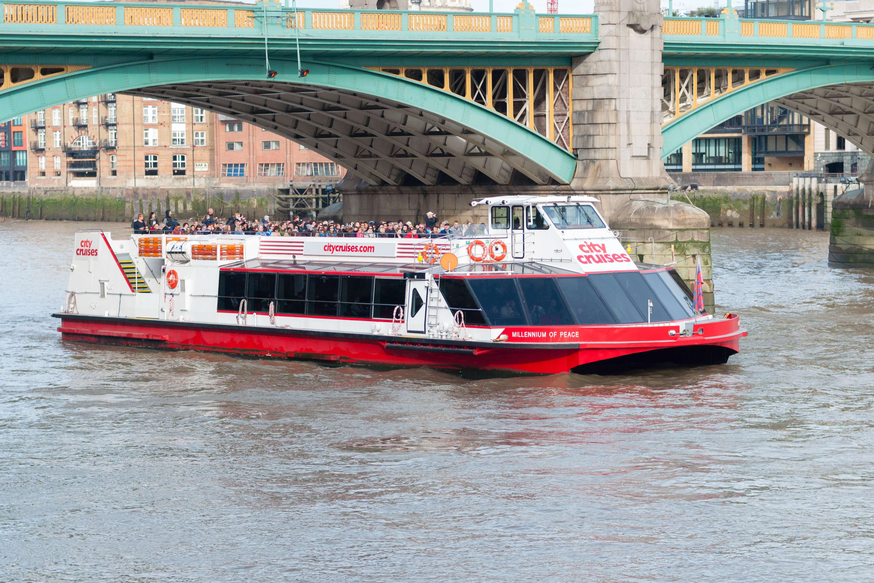 Thames Hop On Hop Off River Cruise