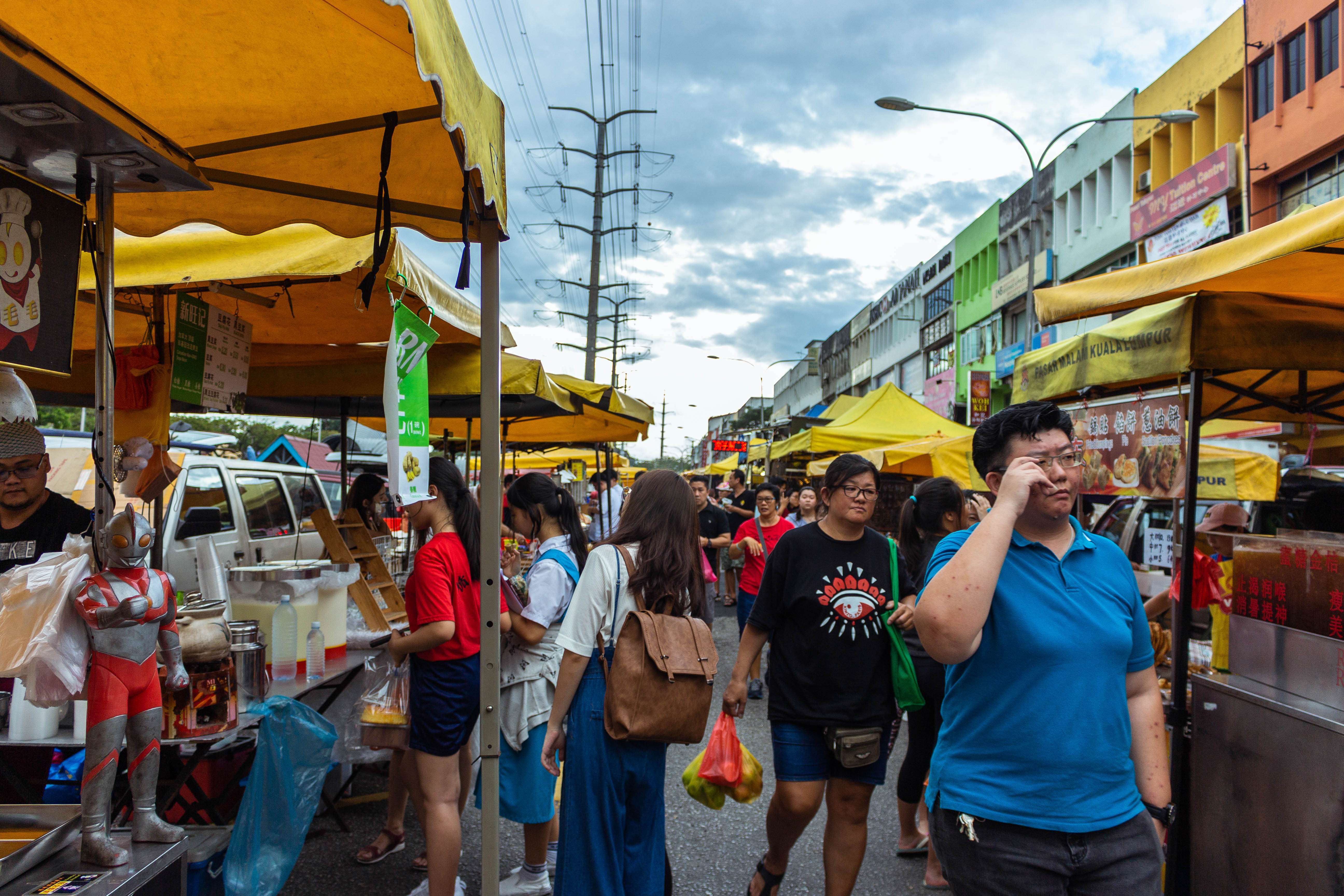 Taman Connaught Night Market, Kuala Lumpur