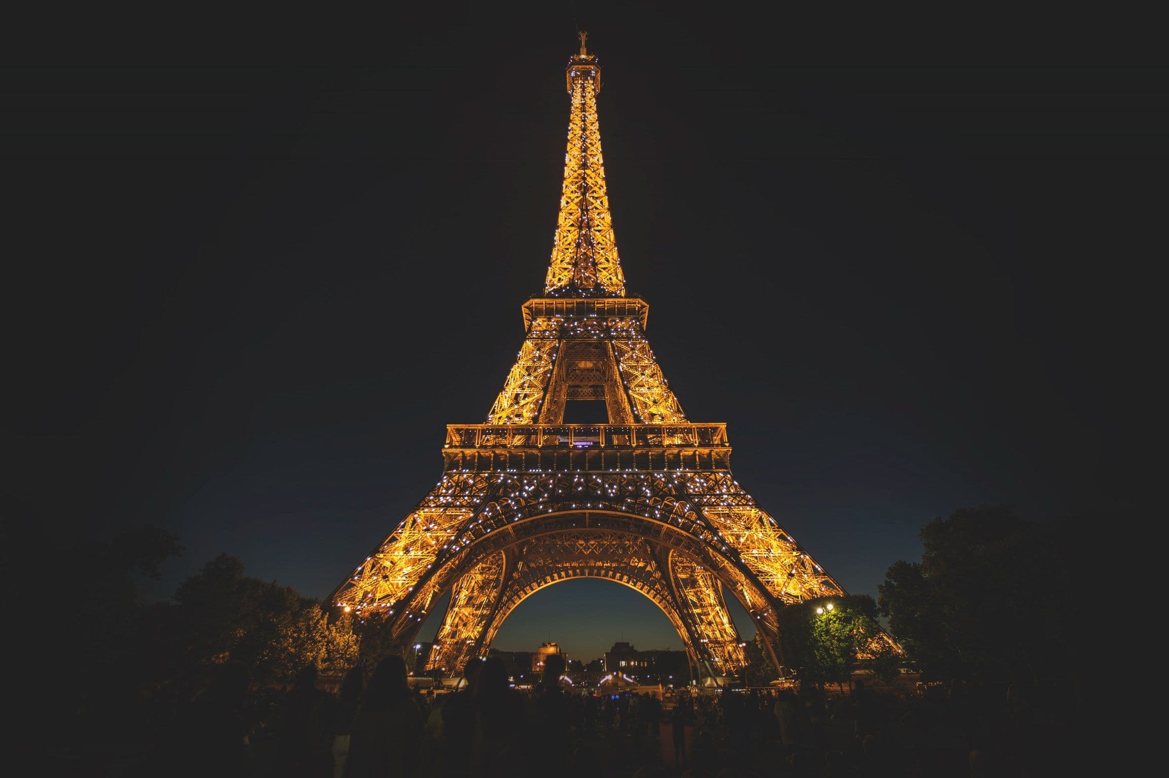 Enjoy The Eiffel Tower Light Show