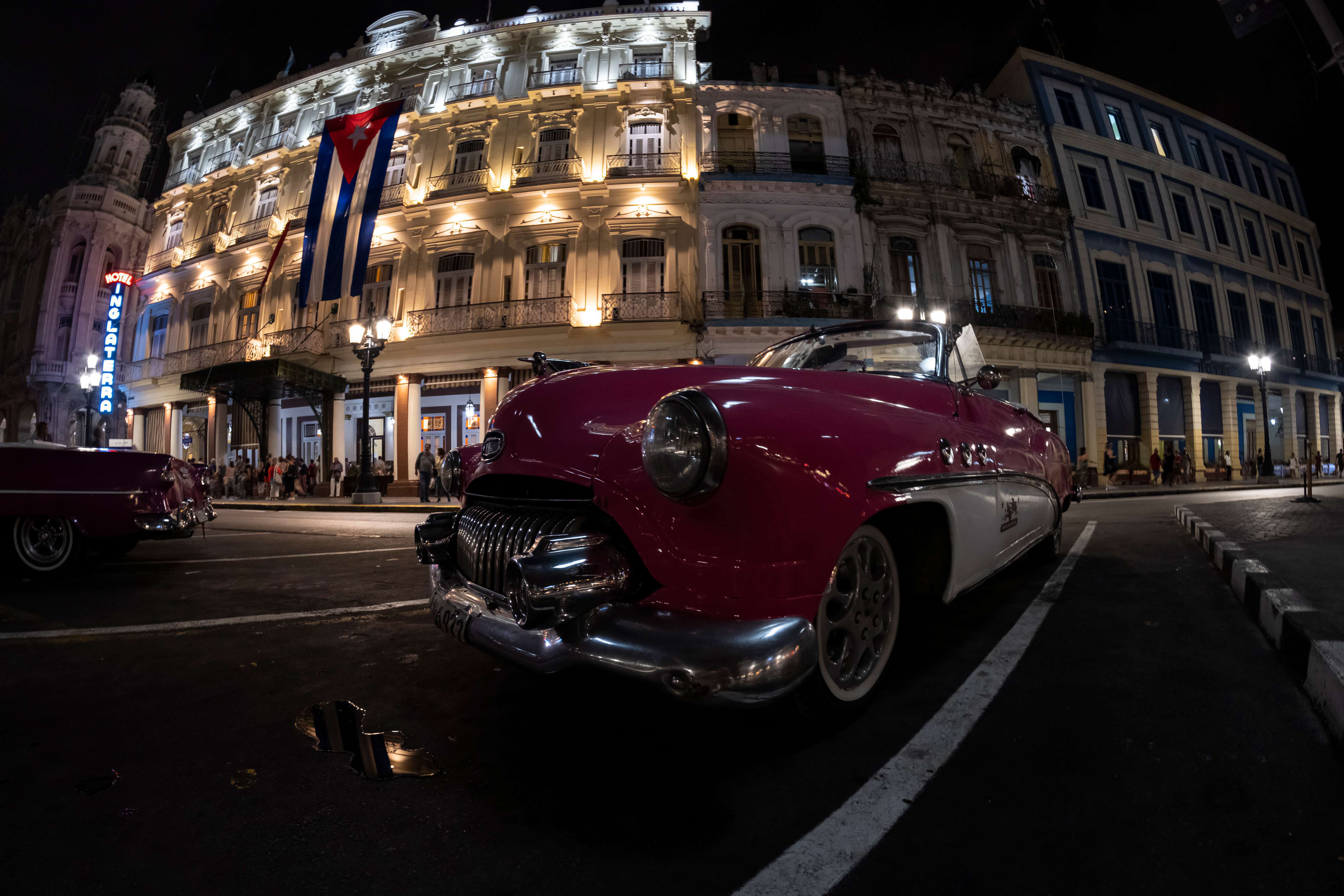 Enjoy Vintage Car Night Tour