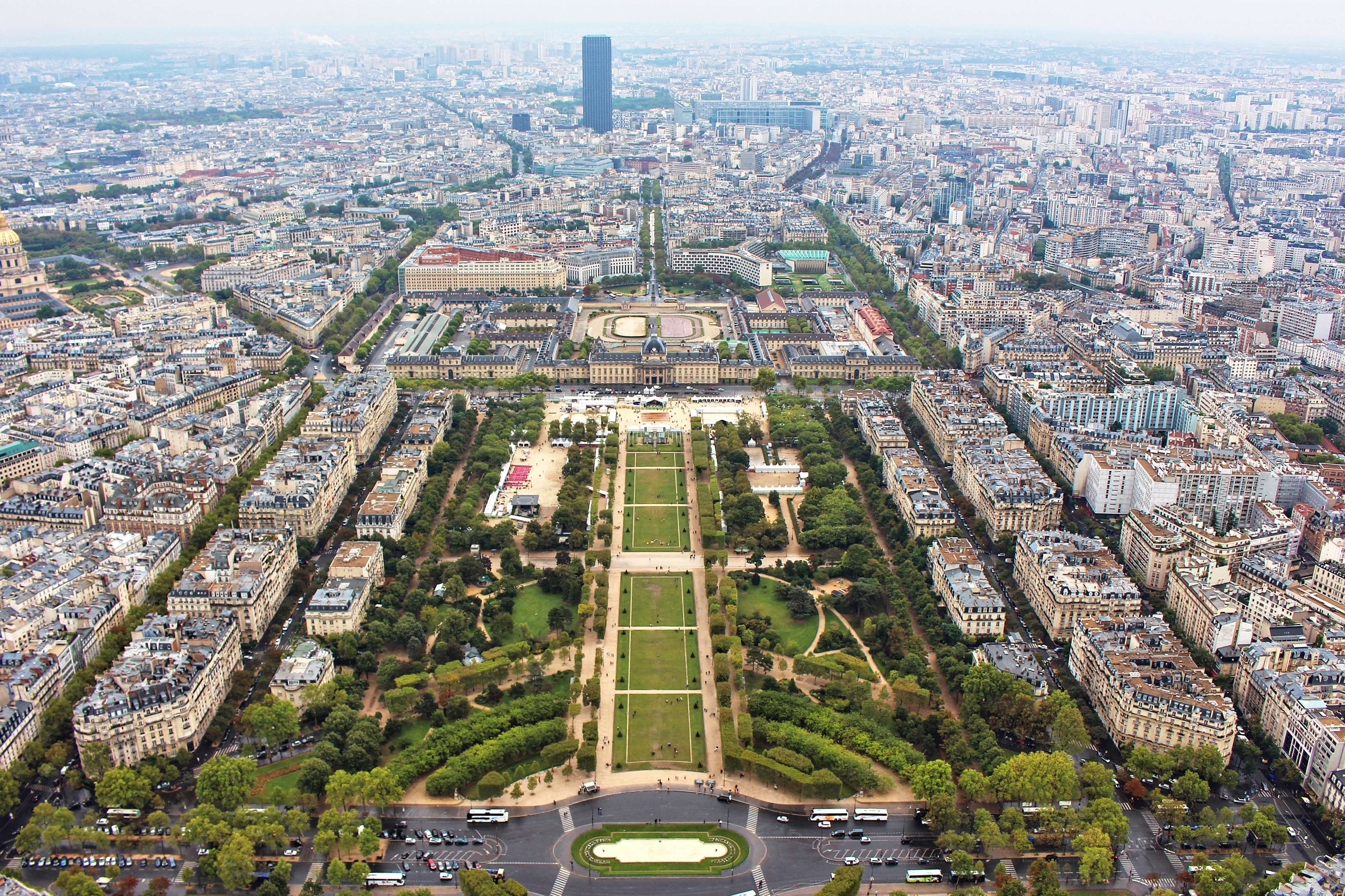 Explore Paris From The Top Of Eiffel Tower