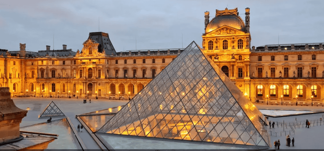Explore Louvre Museum