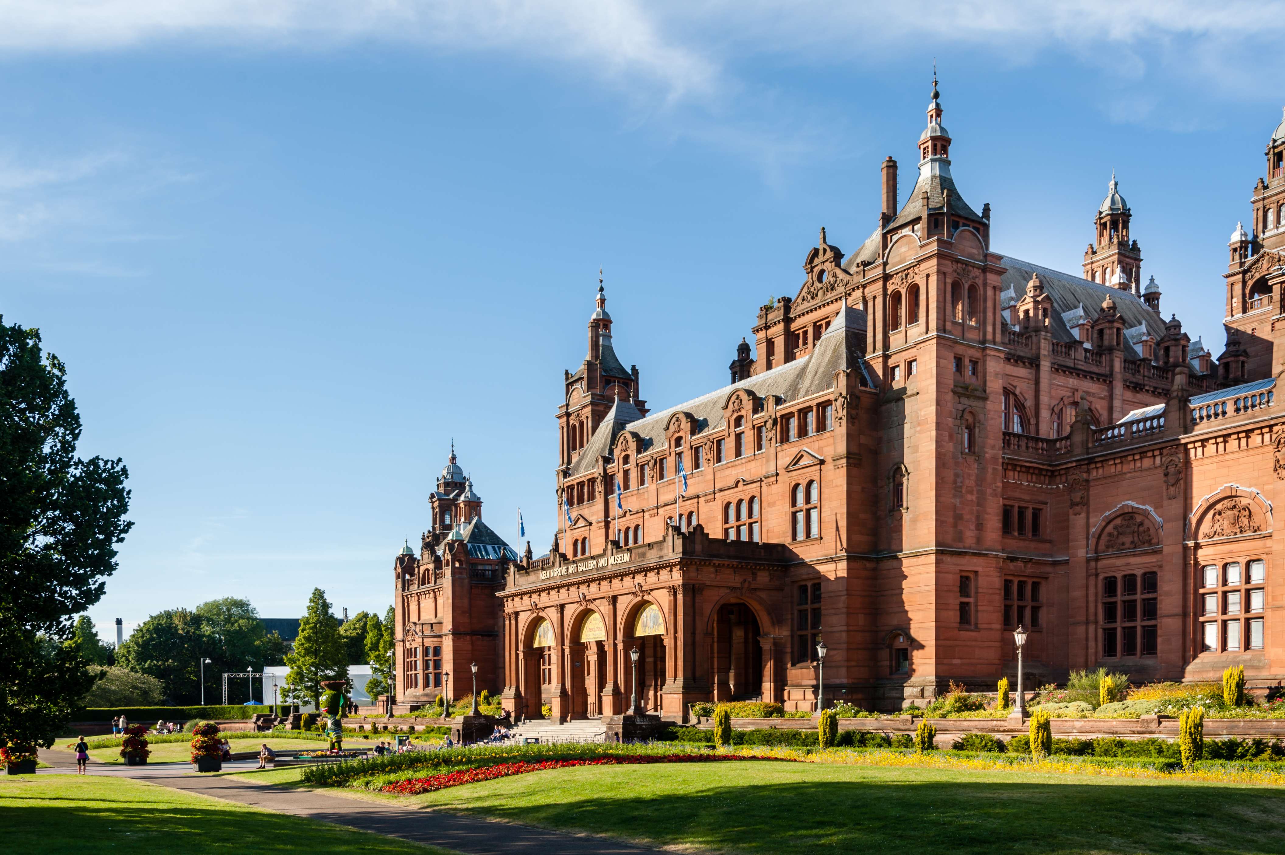 Visit Kelvingrove Art Gallery And Museum