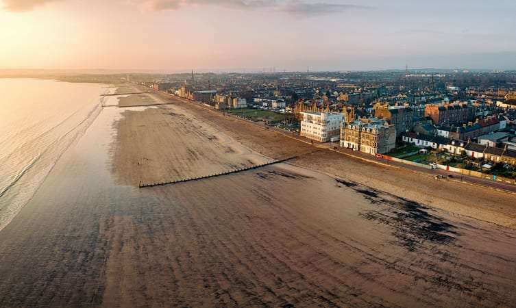 15 Beaches Near Edinburgh That You Can't Miss To Visit In {{year}}