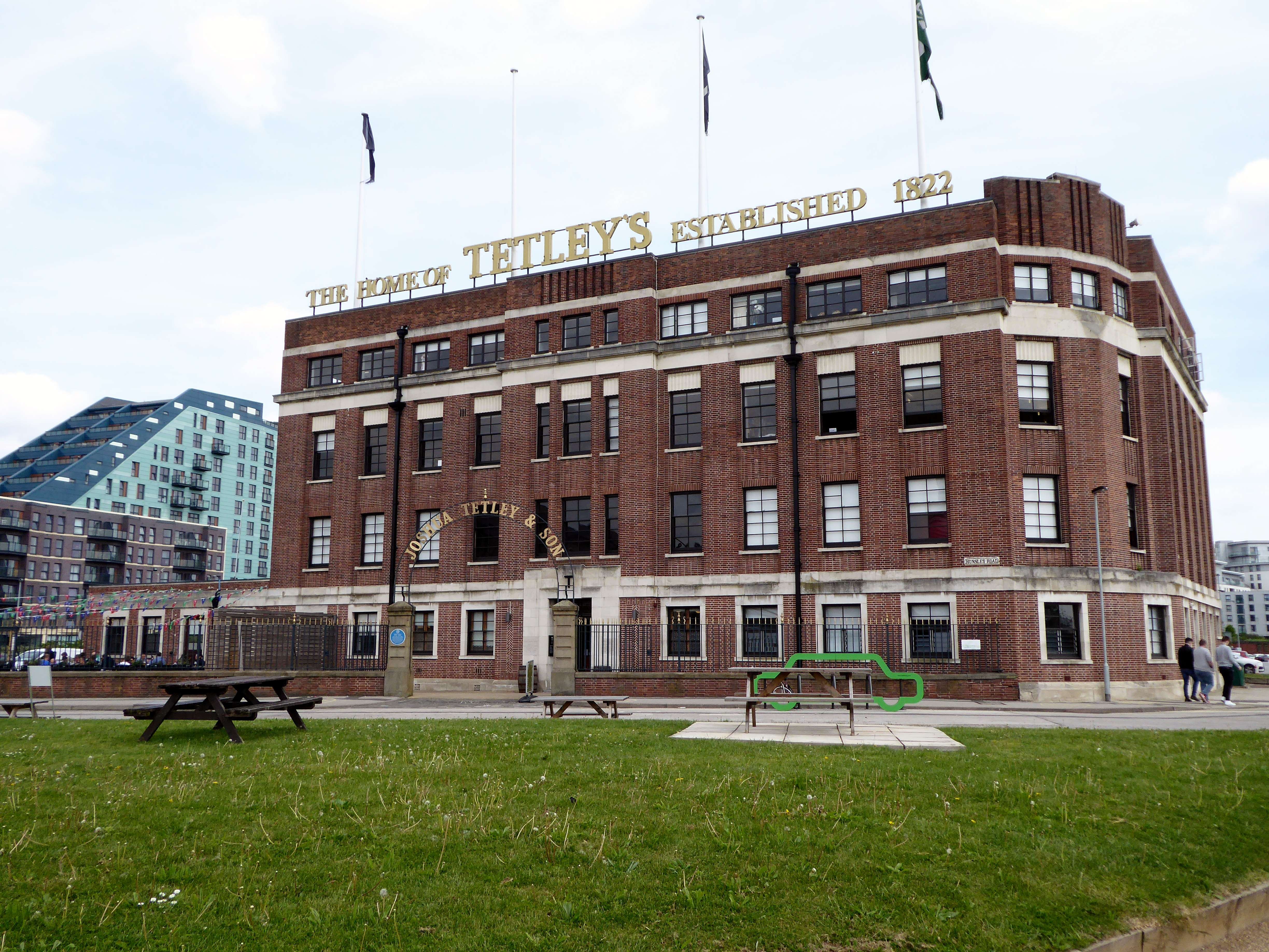 Discover Tetley Art Gallery