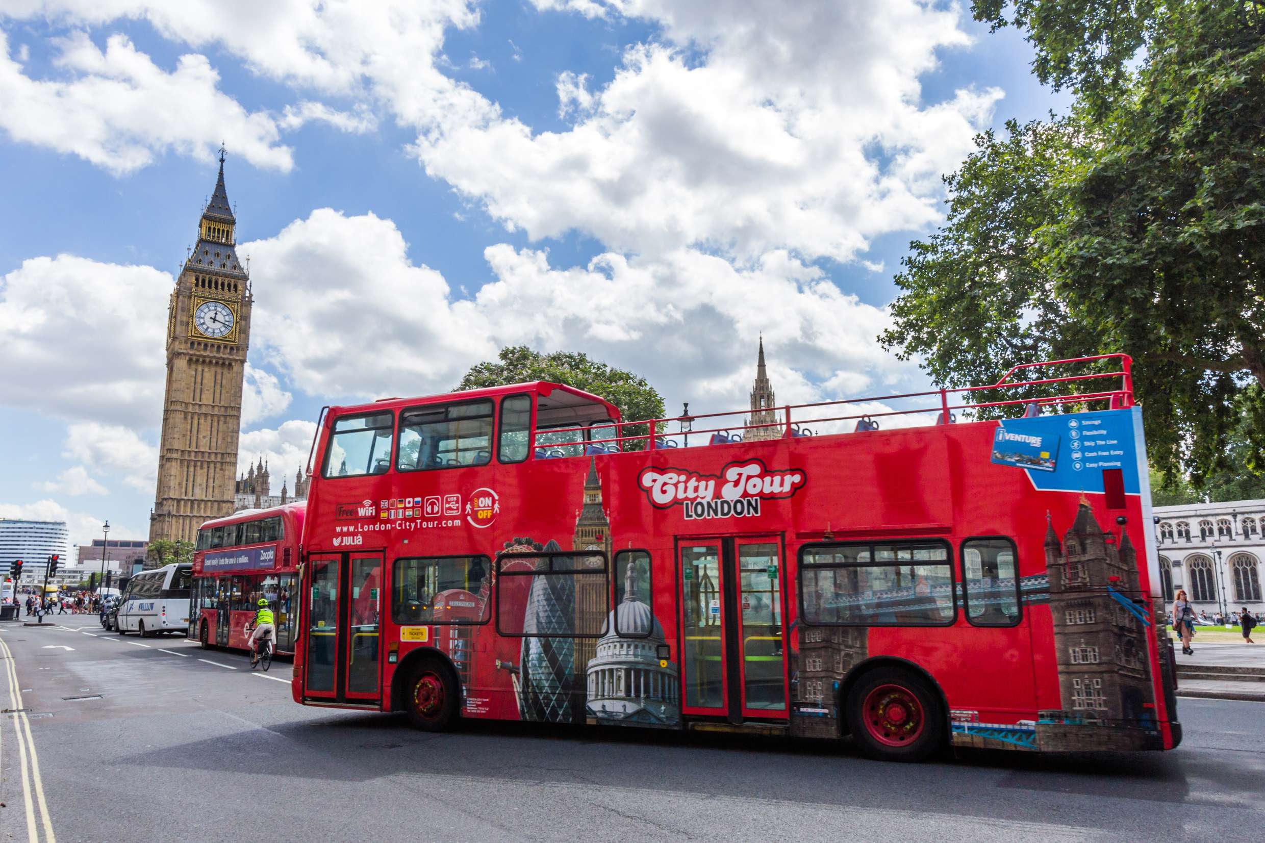 Explore The City Via Open-Top Bus Tour