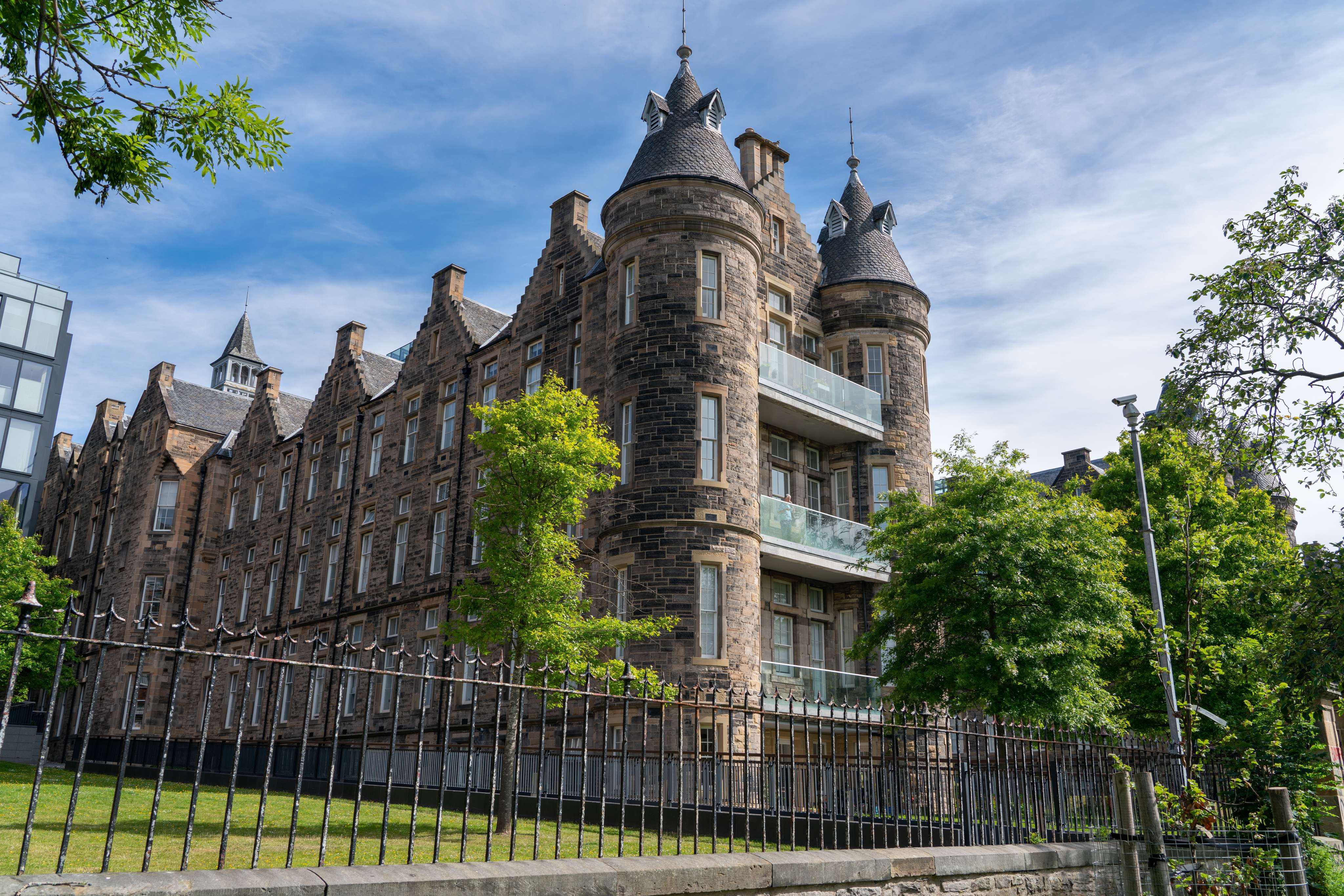 10 Castles Near Edinburgh To Visit For An Enthralling Experience