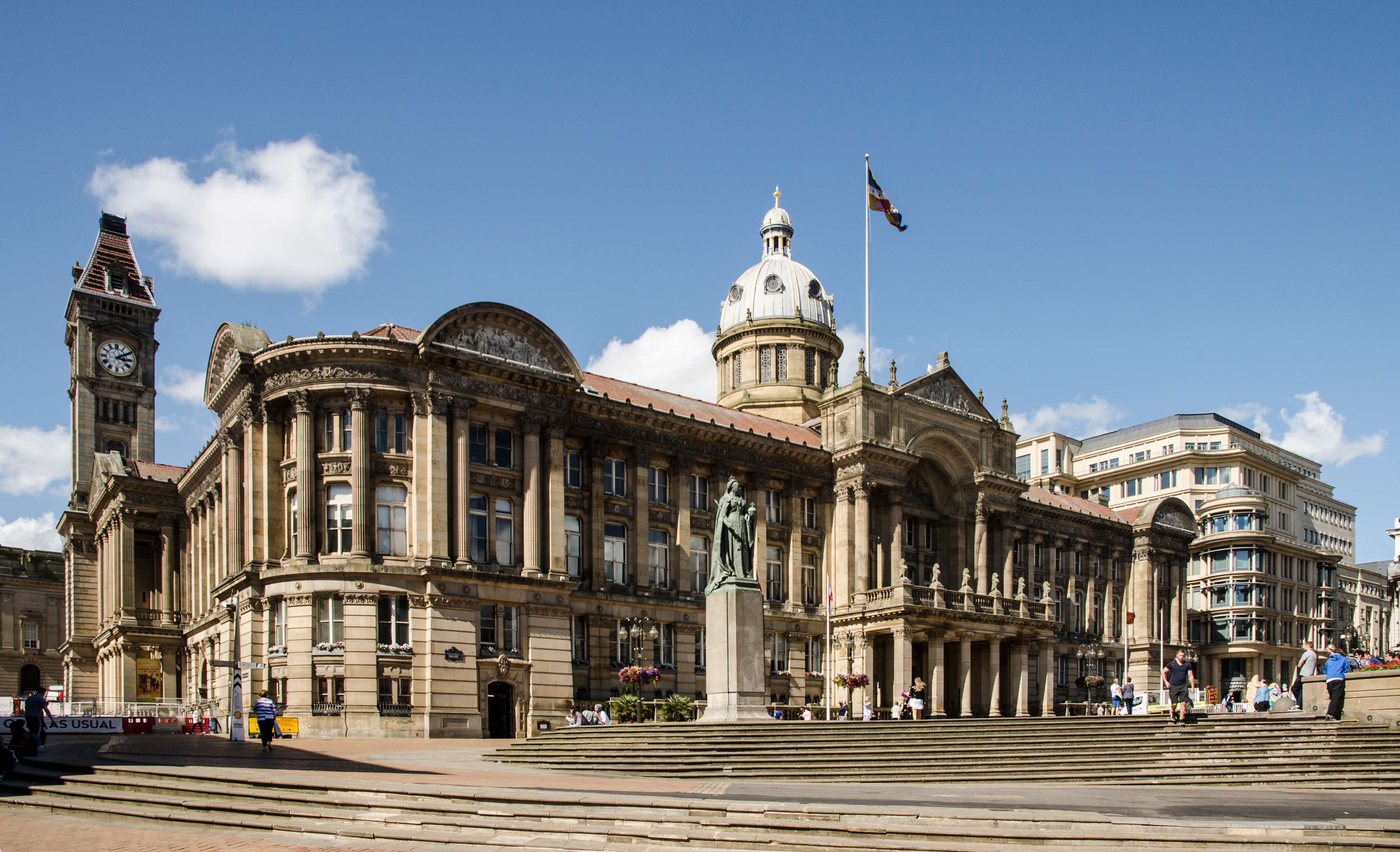Discover The Treasures Of The Birmingham Museum and Art Gallery