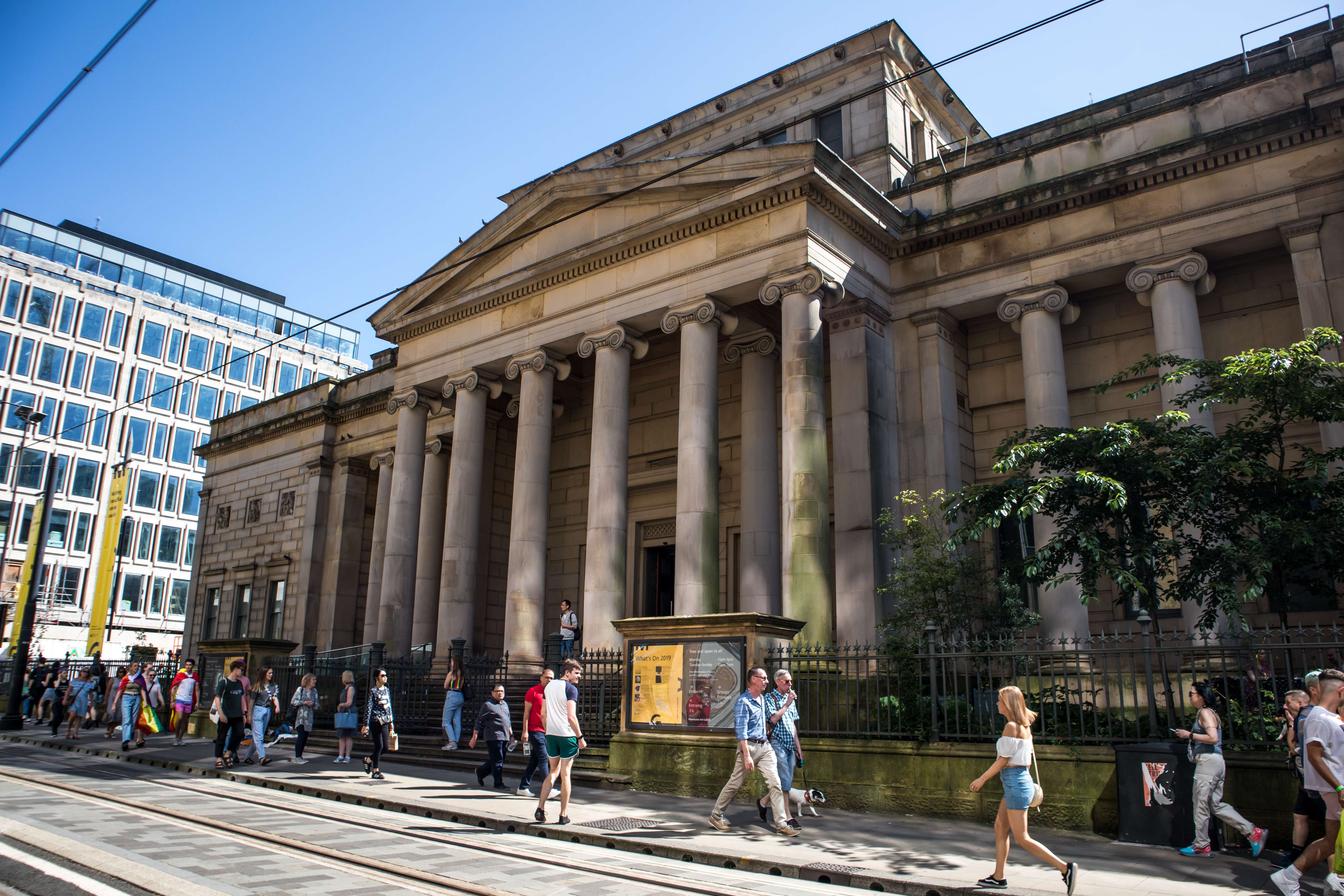 Discover Manchester Art Gallery