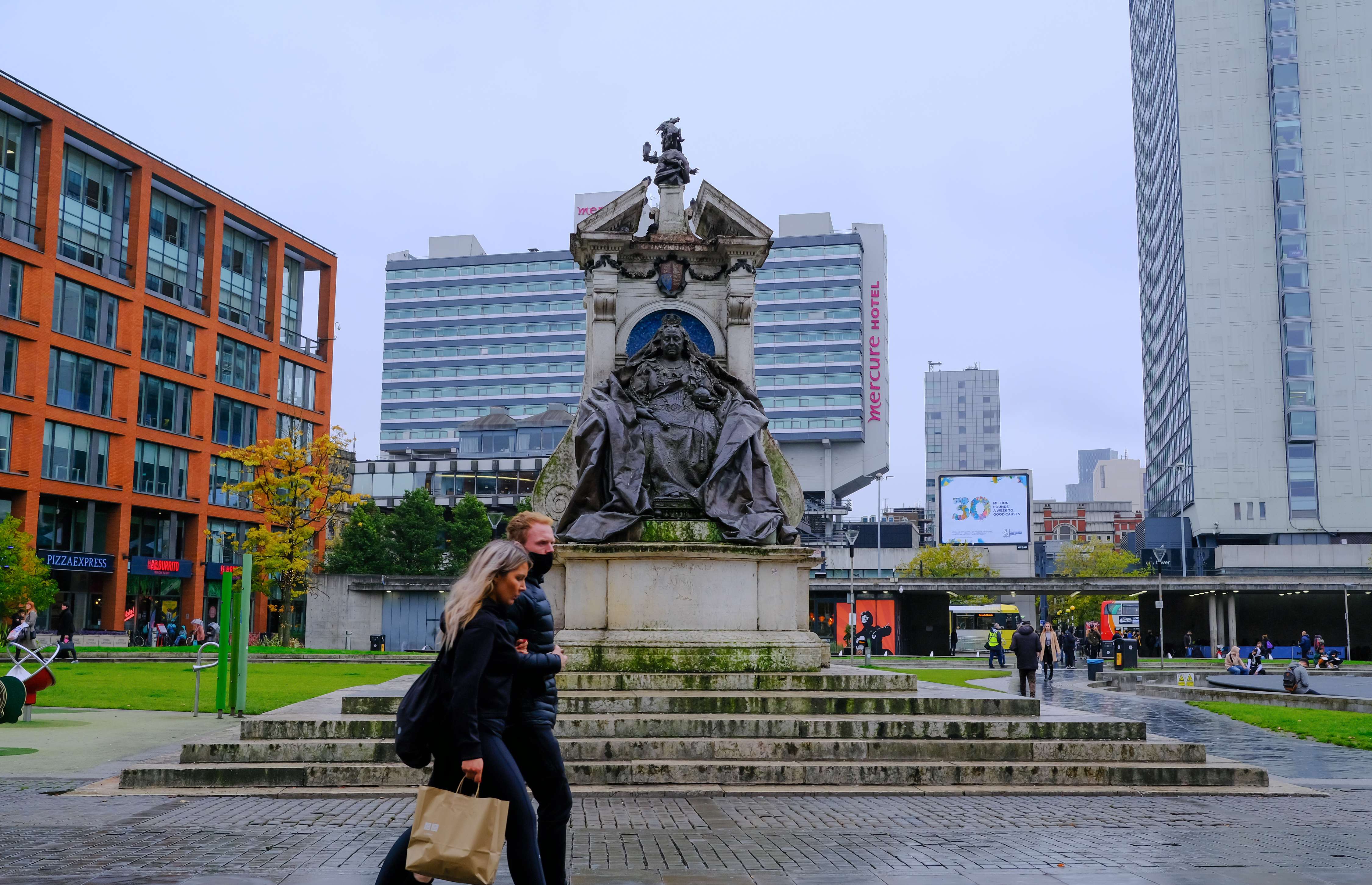 15 Things To Do In Manchester For Couples For A Romantic Trip