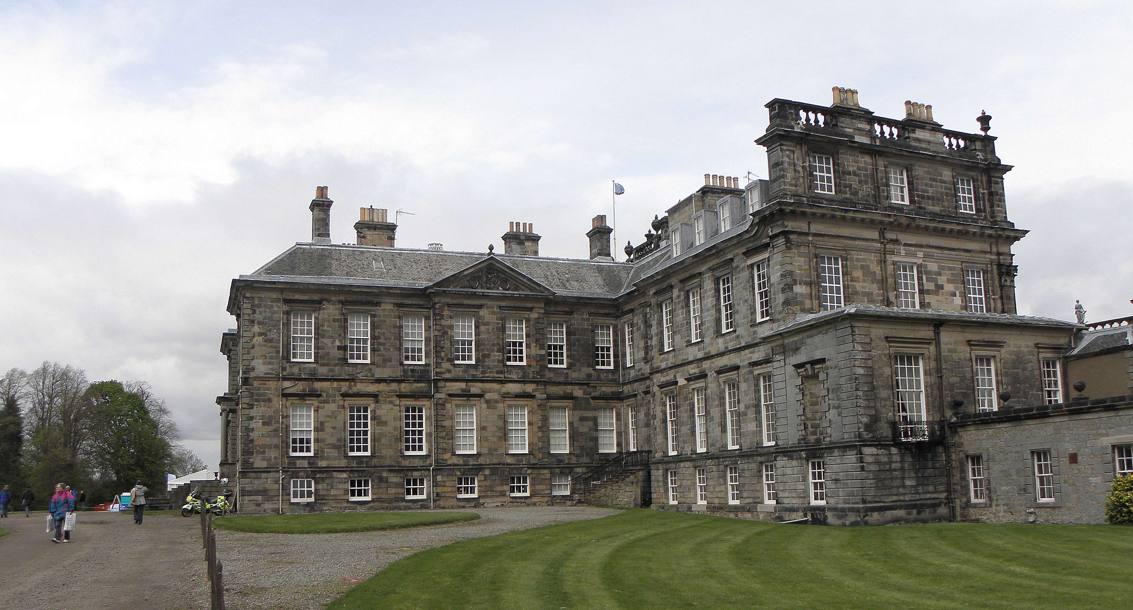 Hopetoun House