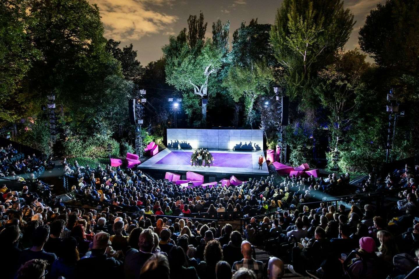 See A Play At Regent’s Park Open Air Theatre