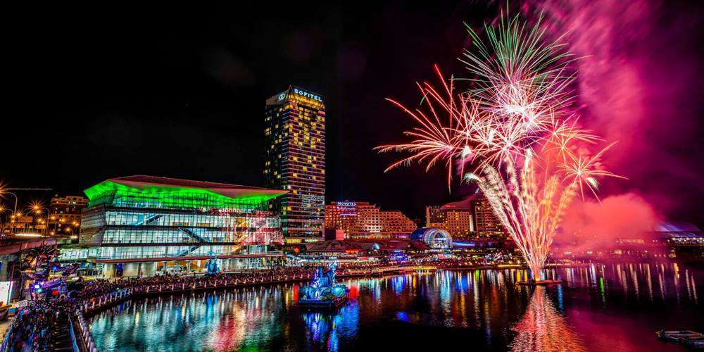 See The HarbourSide Fireworks