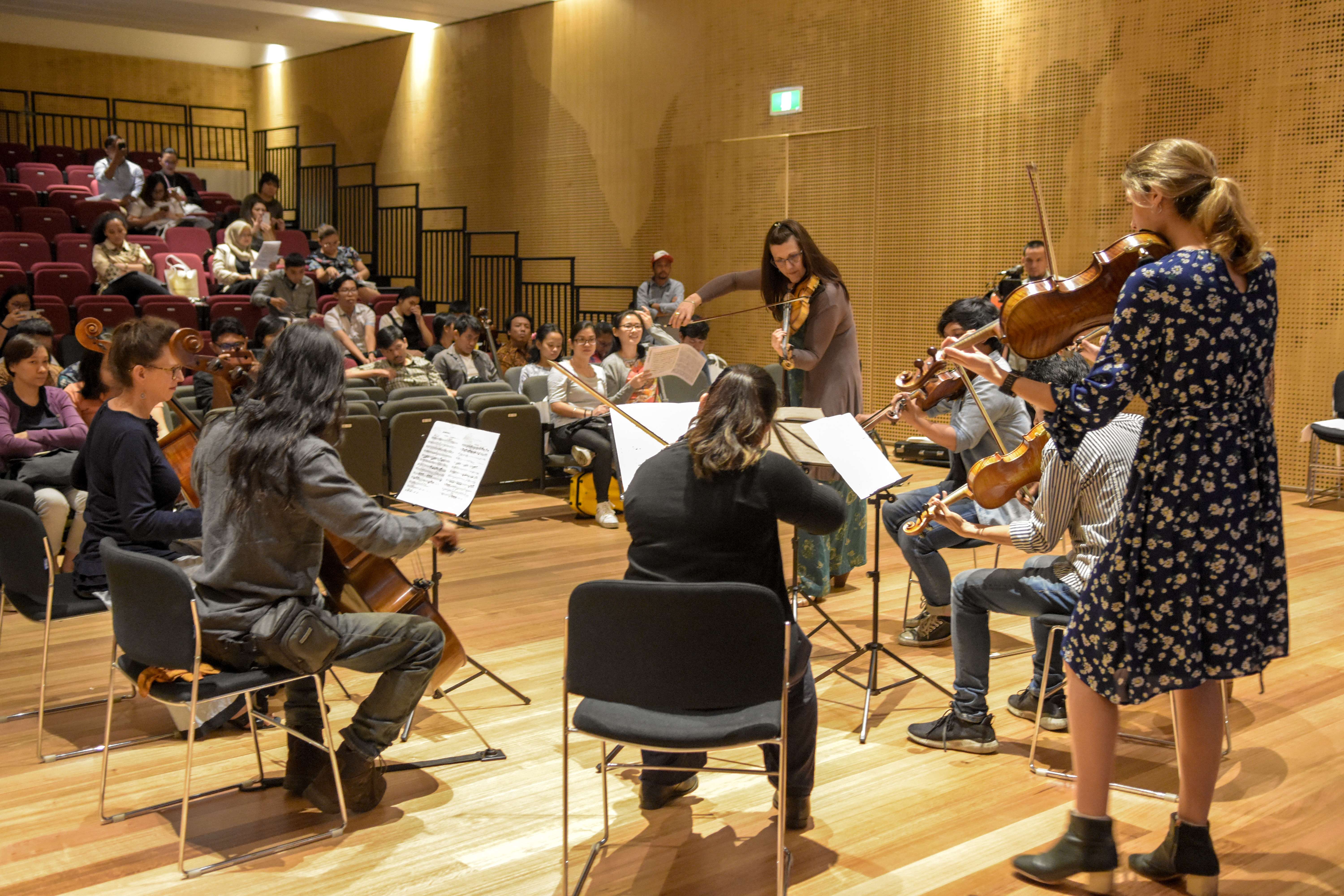 See Melbourne Symphony Orchestra