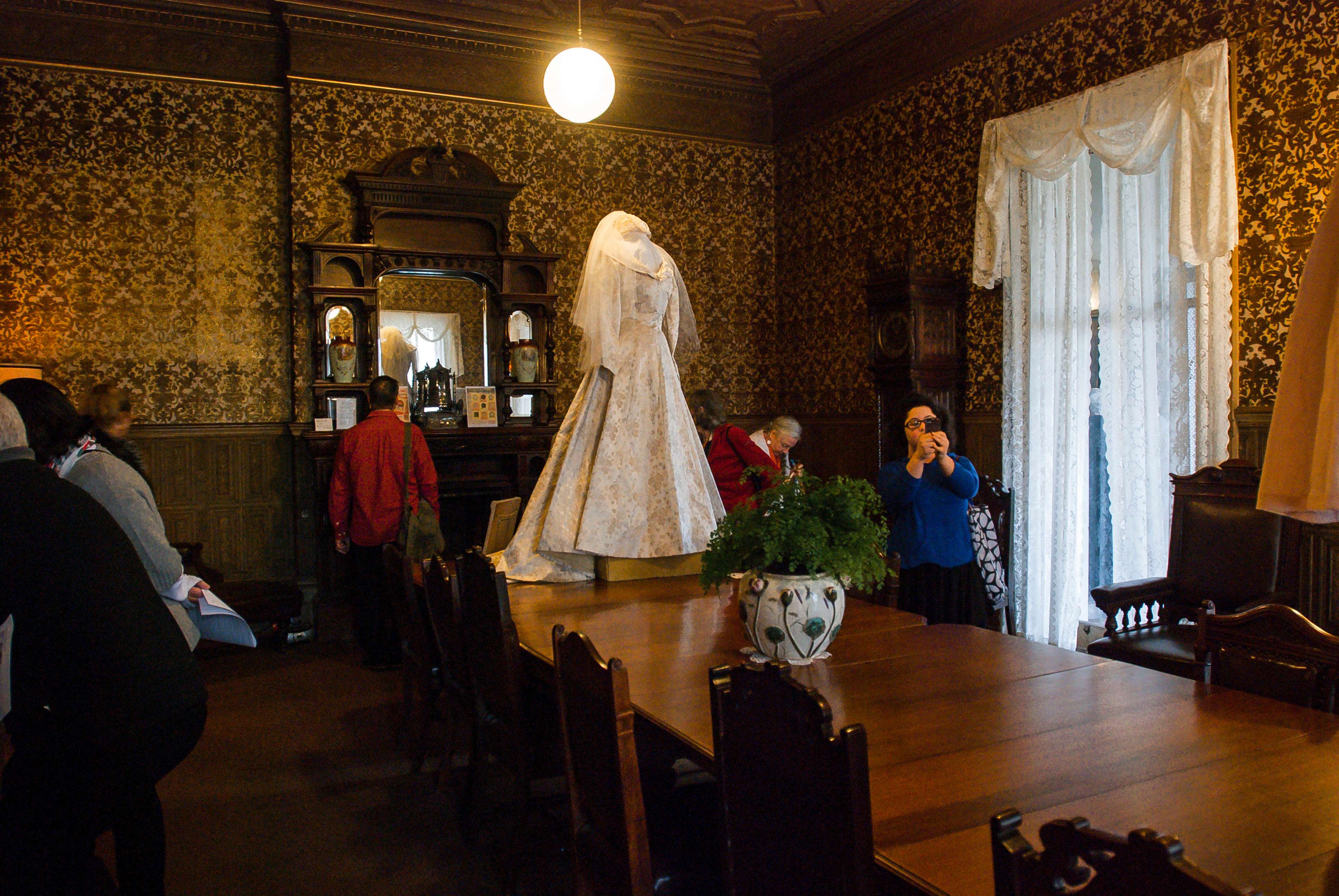 Get an Immersive Murder Mystery Experience