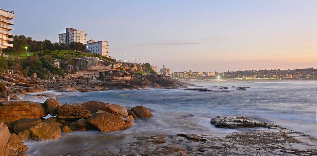Explore the Bondi Beach