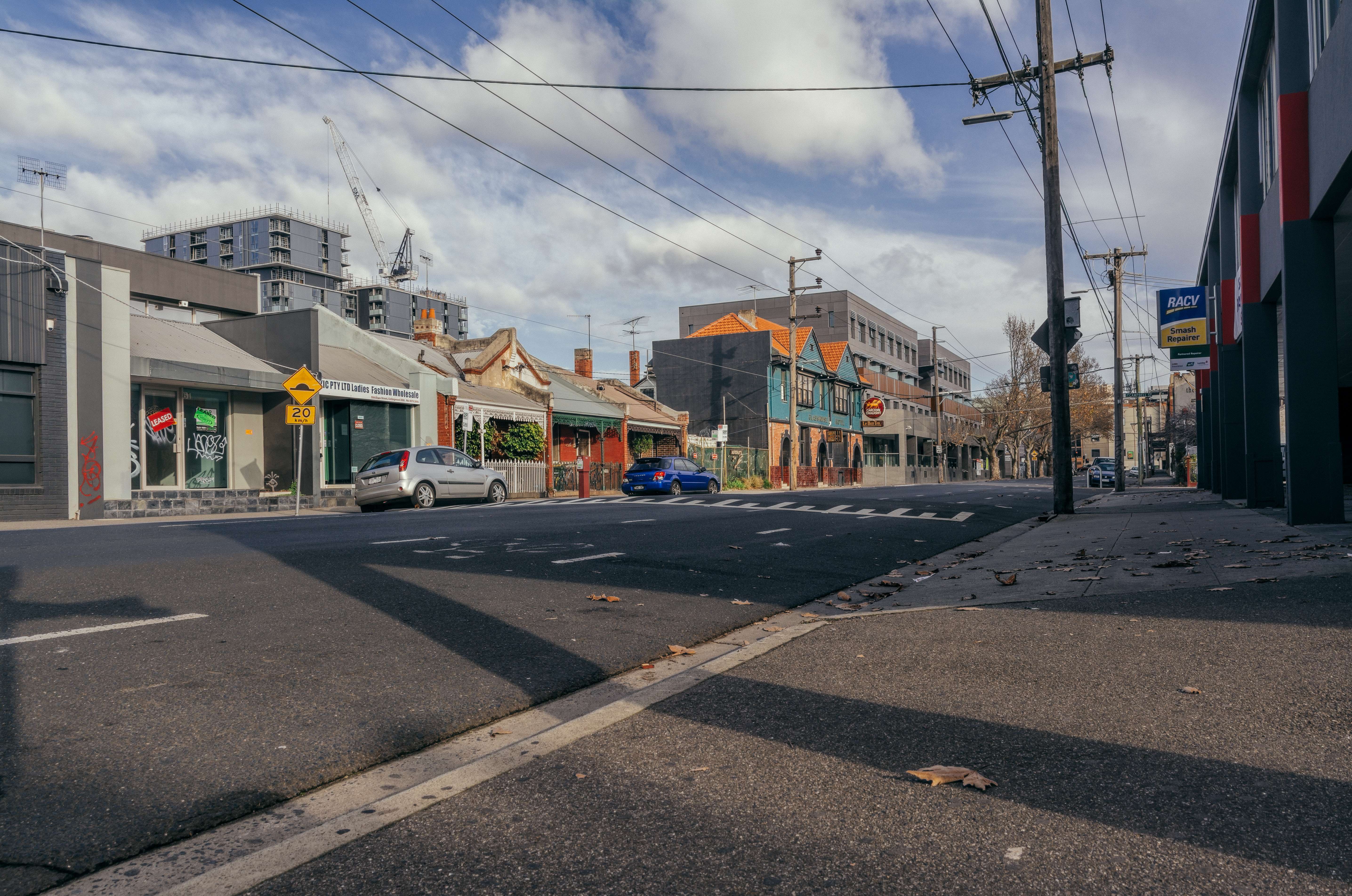 10 Melbourne Streets To Experience Liveliness & Delicious Food