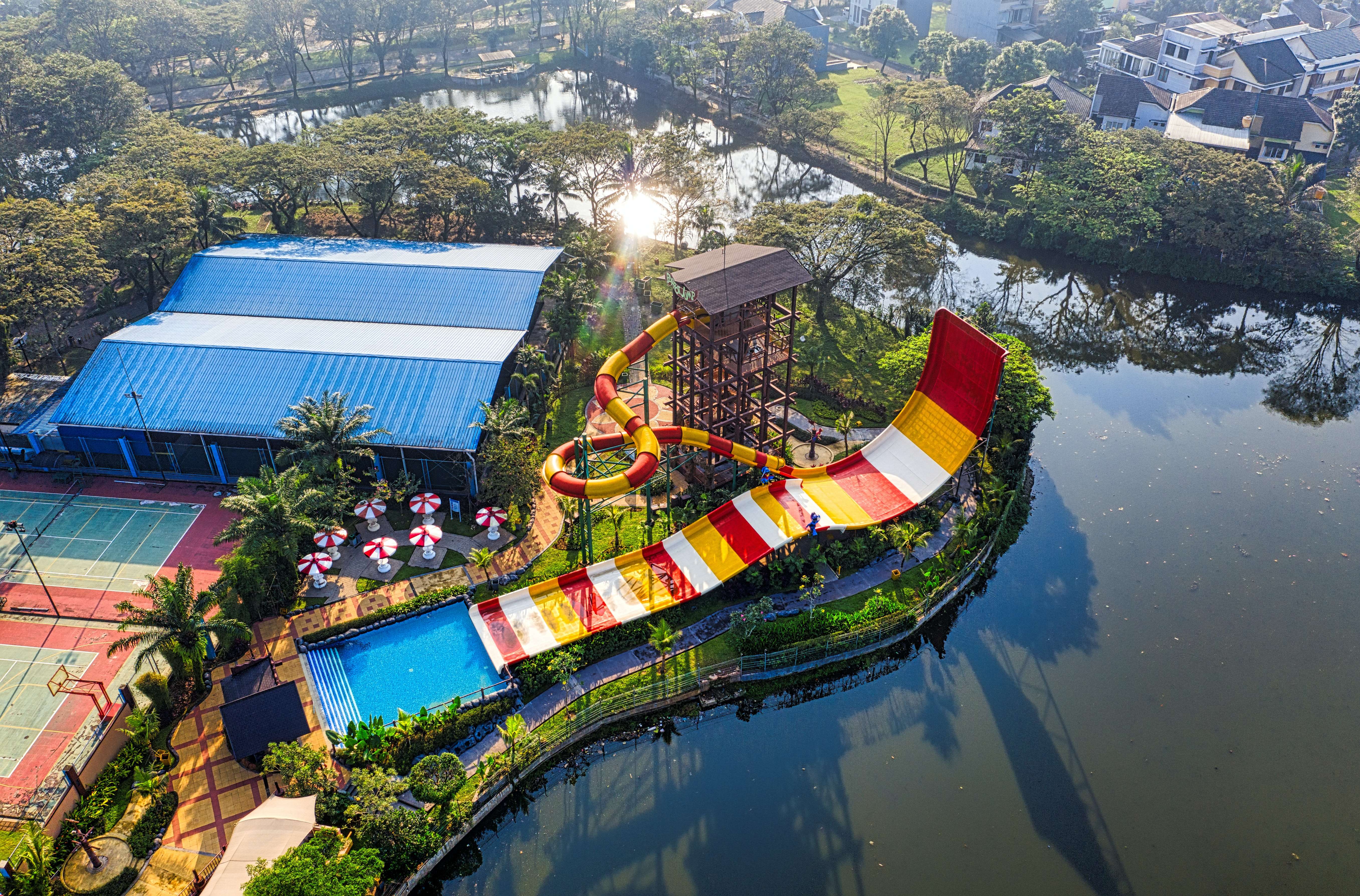 10 Whitewater World Rides That You Really Don't Wanna Miss!