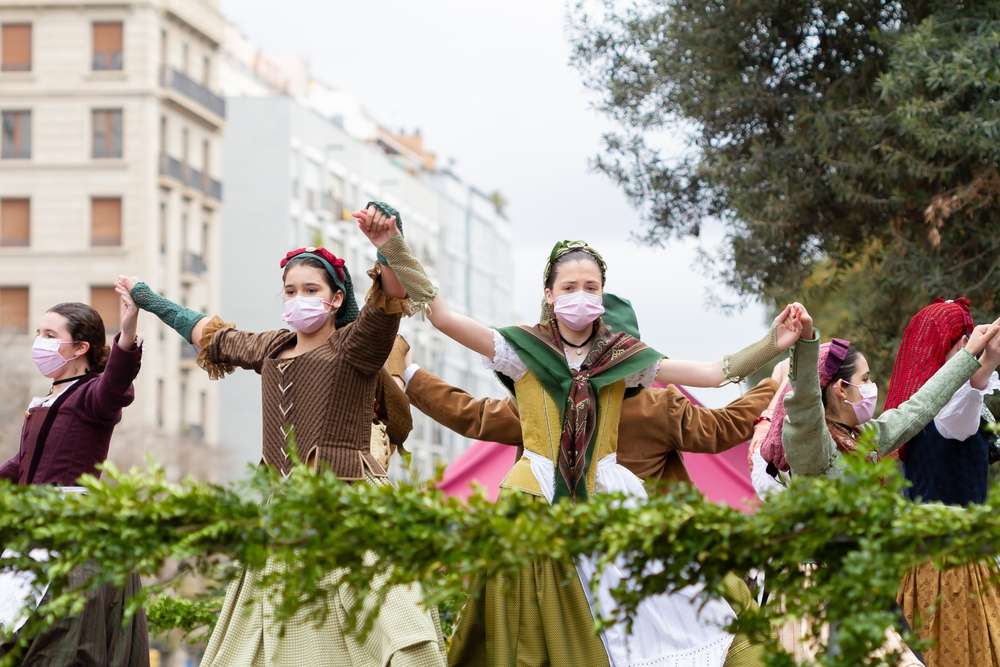 Get Indulged in the Santa Eulalia Festival