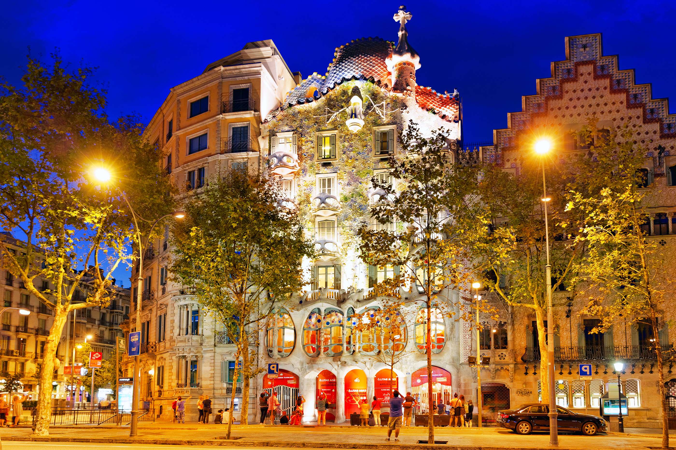 Explore the Gorgeous Casa Batllo
