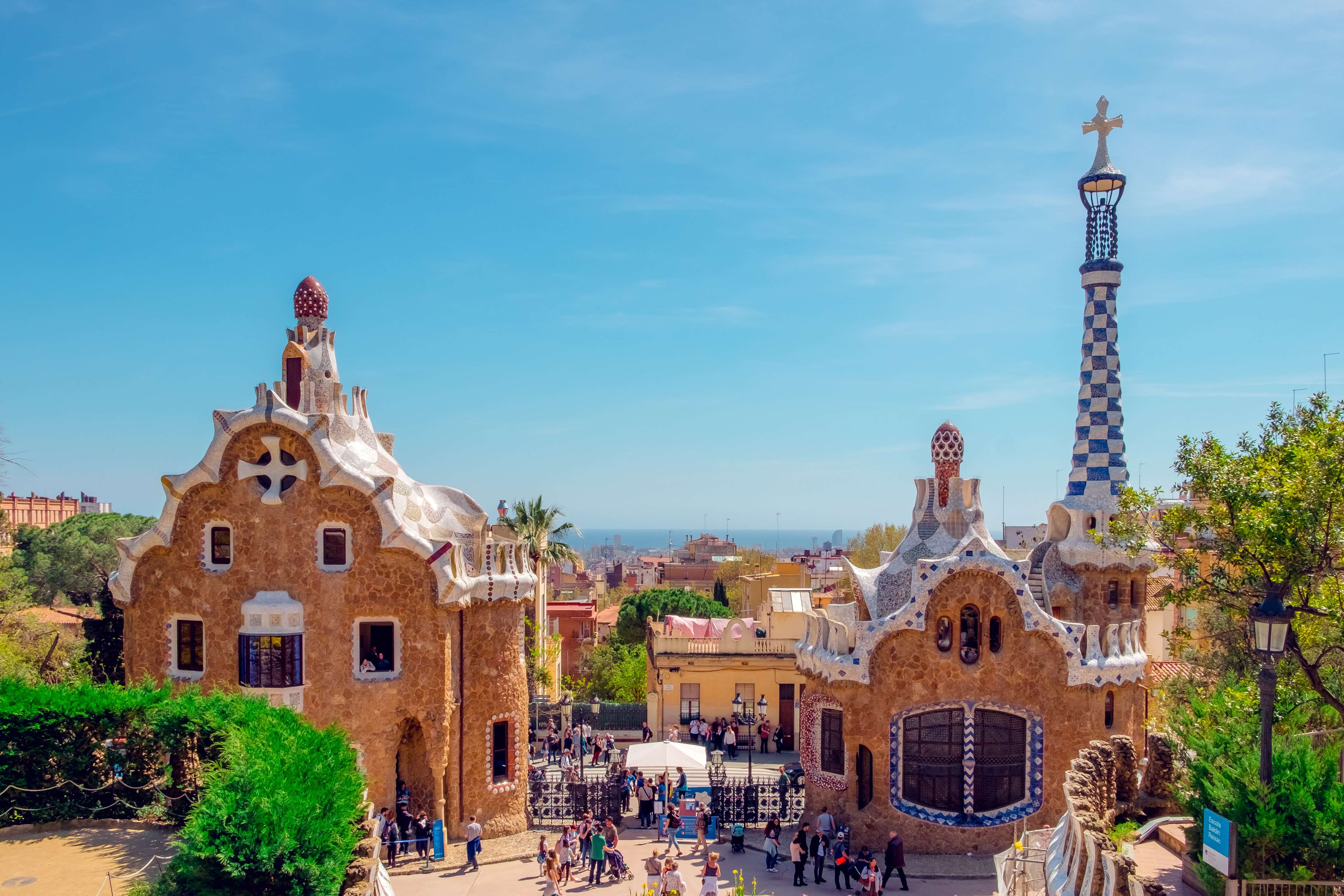 10 Things to Do in Barcelona with Teens for a Fun Day Out!