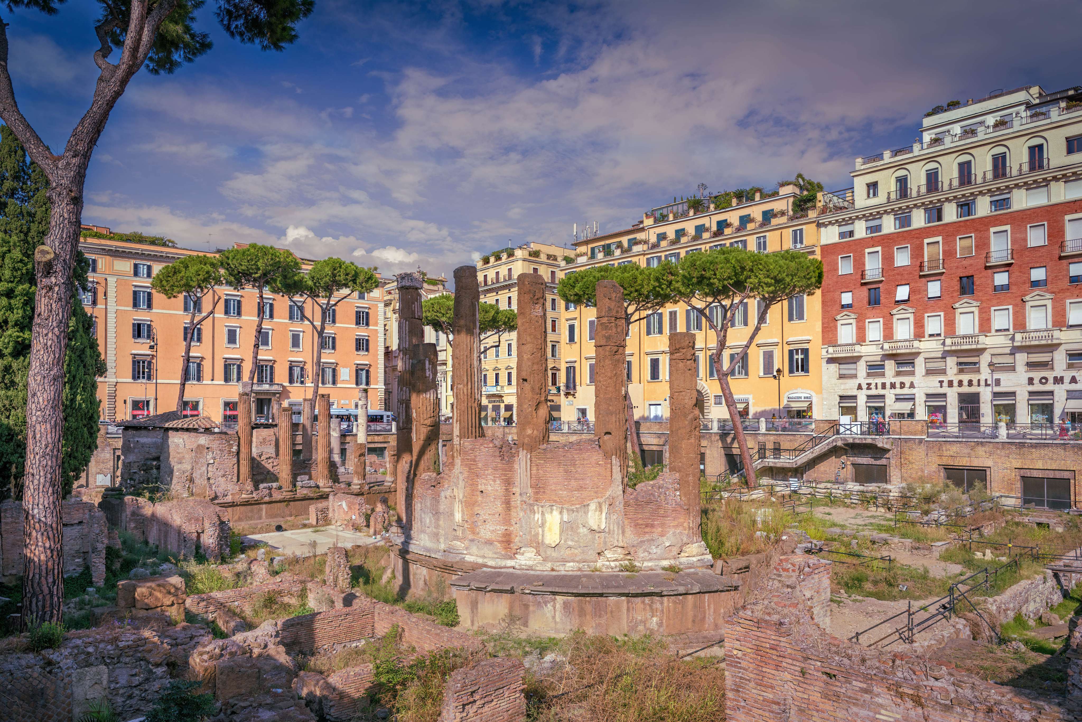 Largo Di Torre Argentina