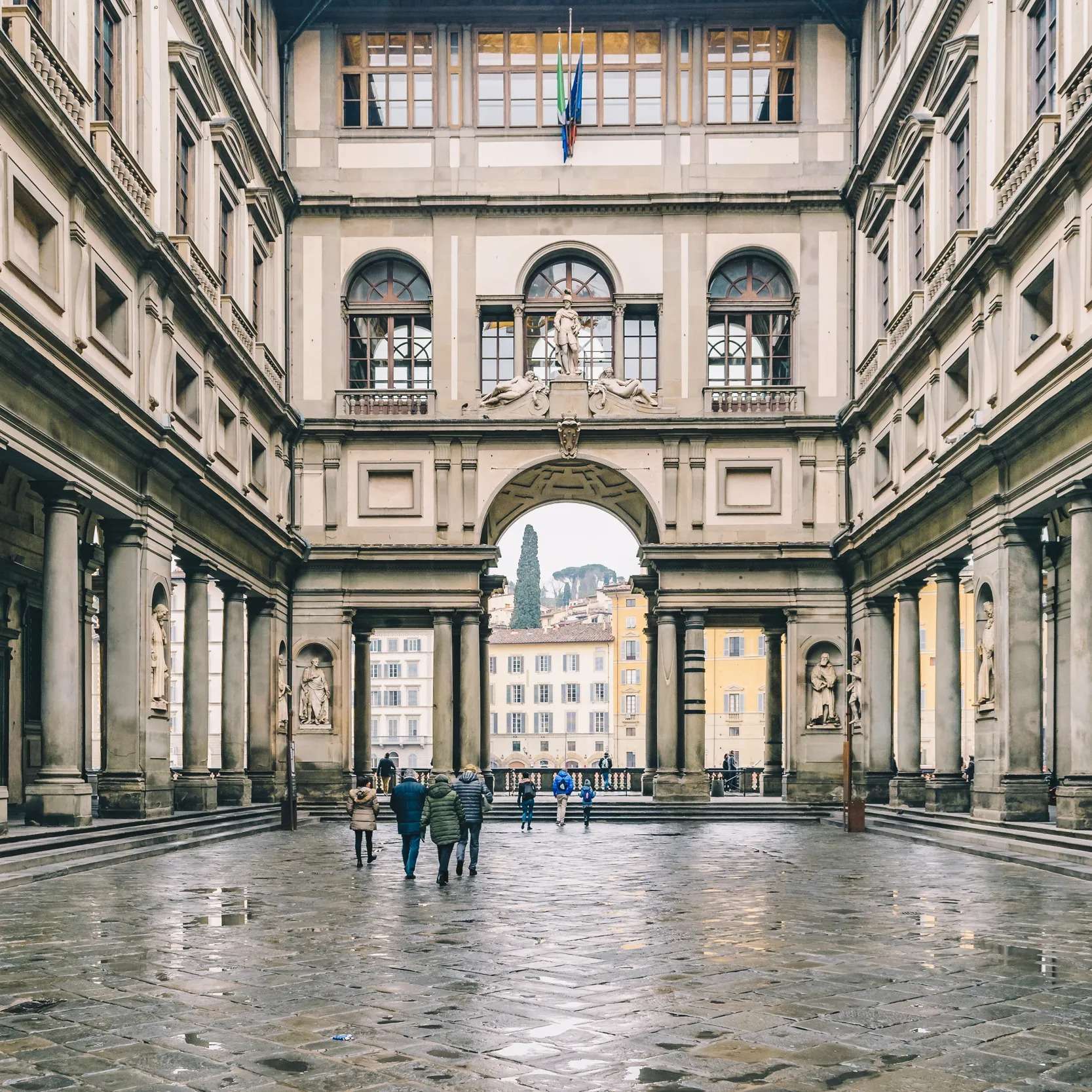 Visit Uffizi Gallery