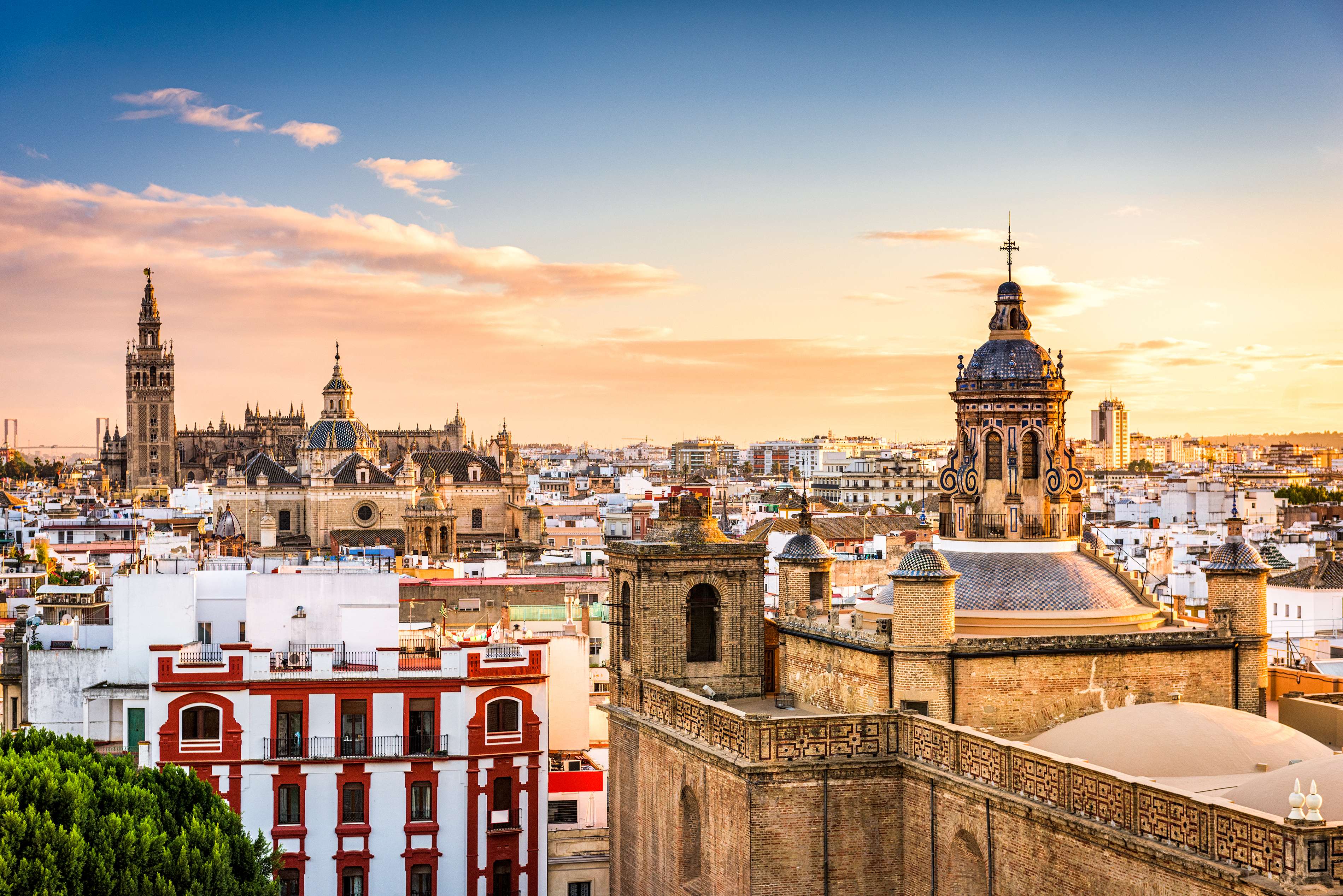 What to Pack for Visiting Seville in February?