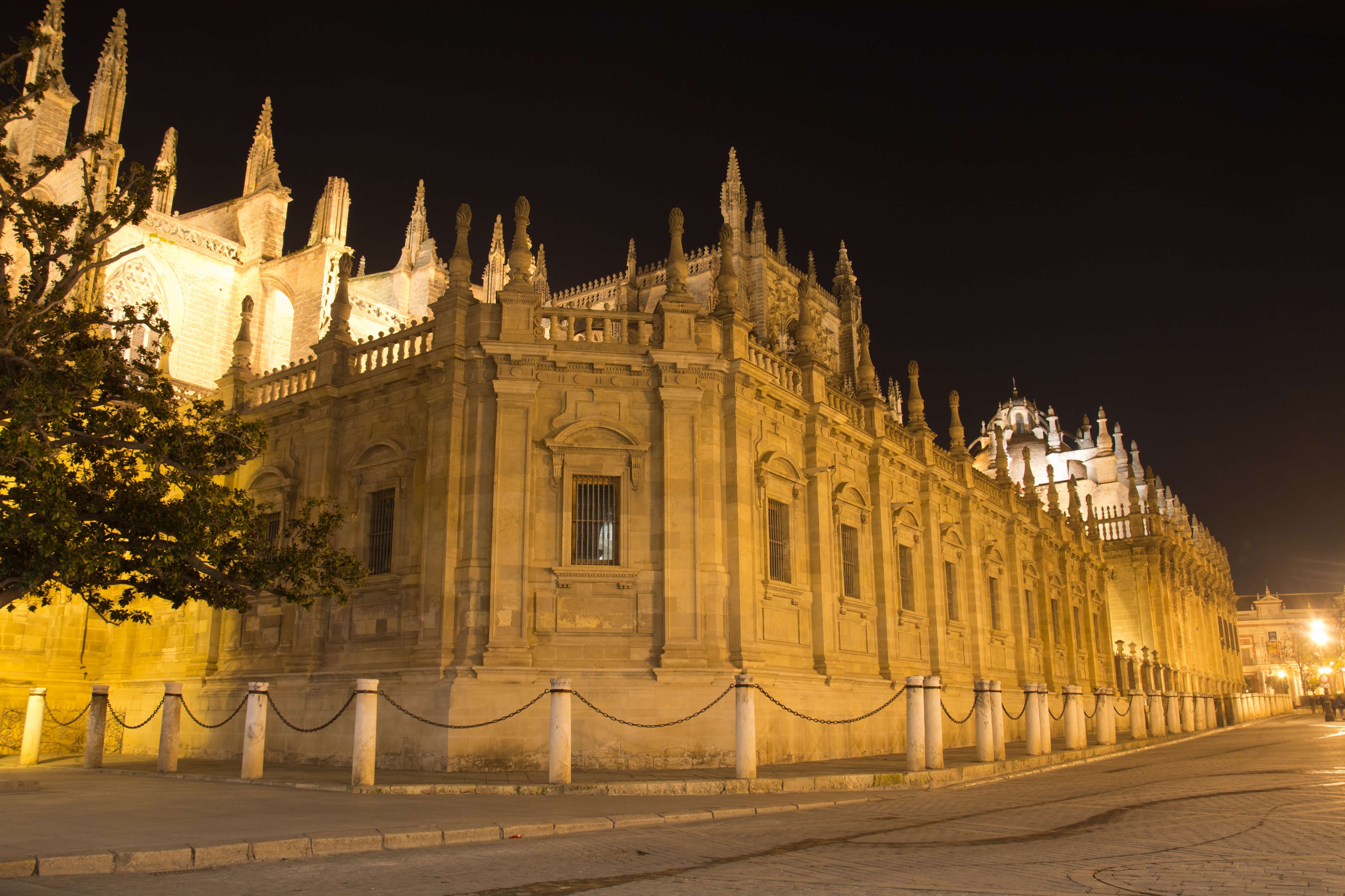 Take a Moonlit Stroll on Valentine’s Day