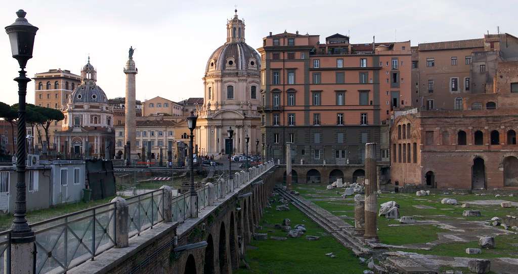 Weather in Rome in November
