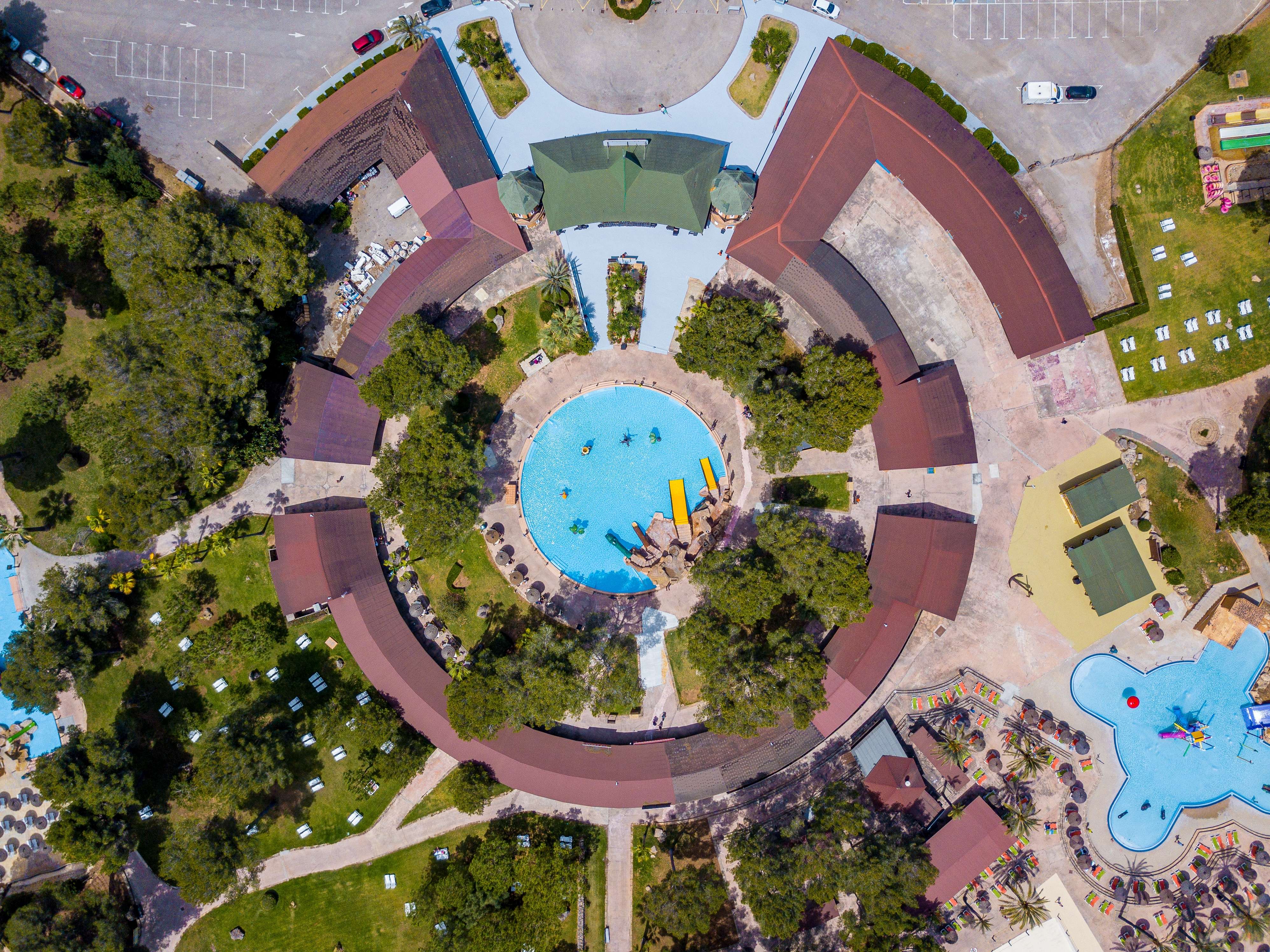 Splash Around At Aqualand