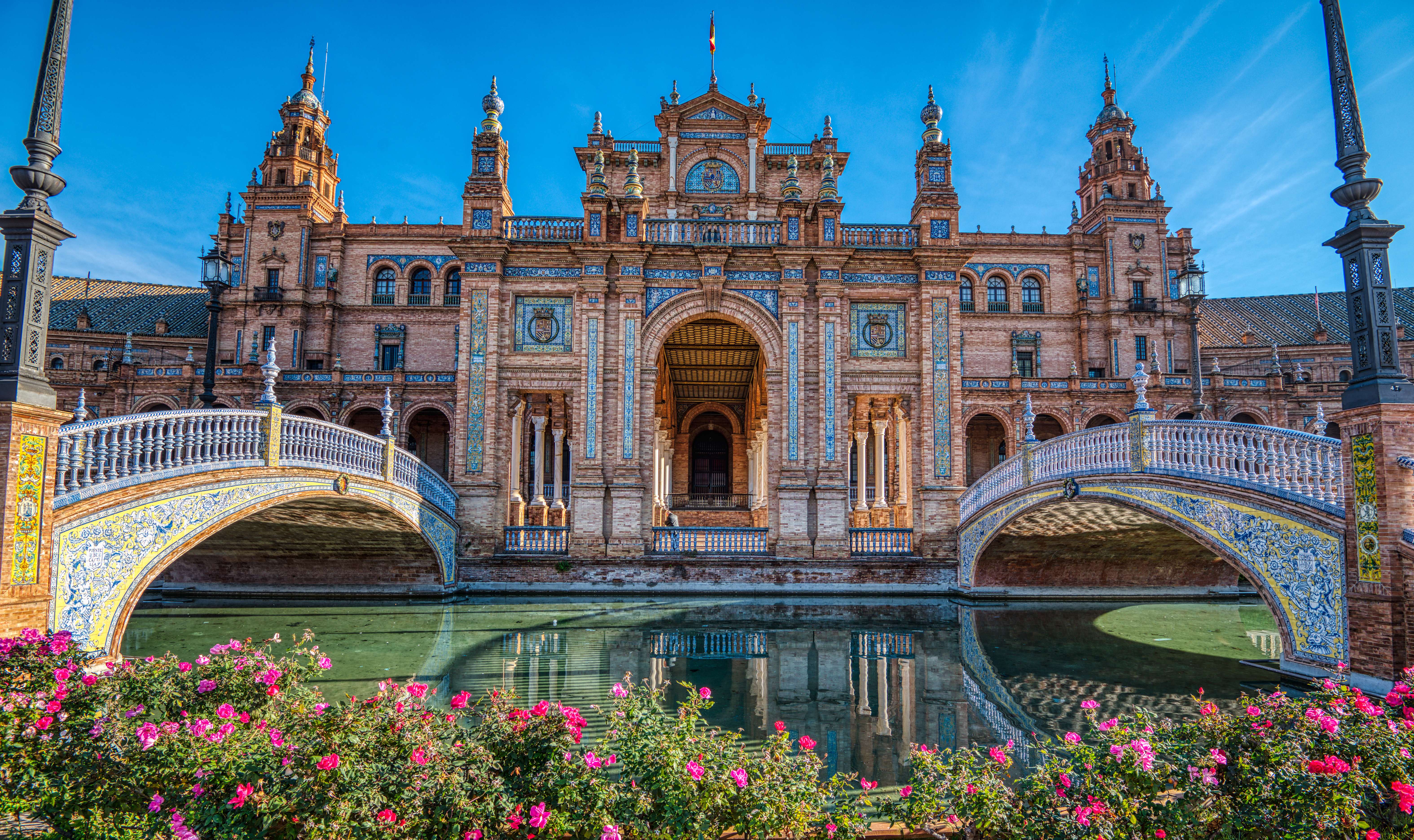 15 Cathedrals In Spain That You Shouldn't Miss In {{year}}!