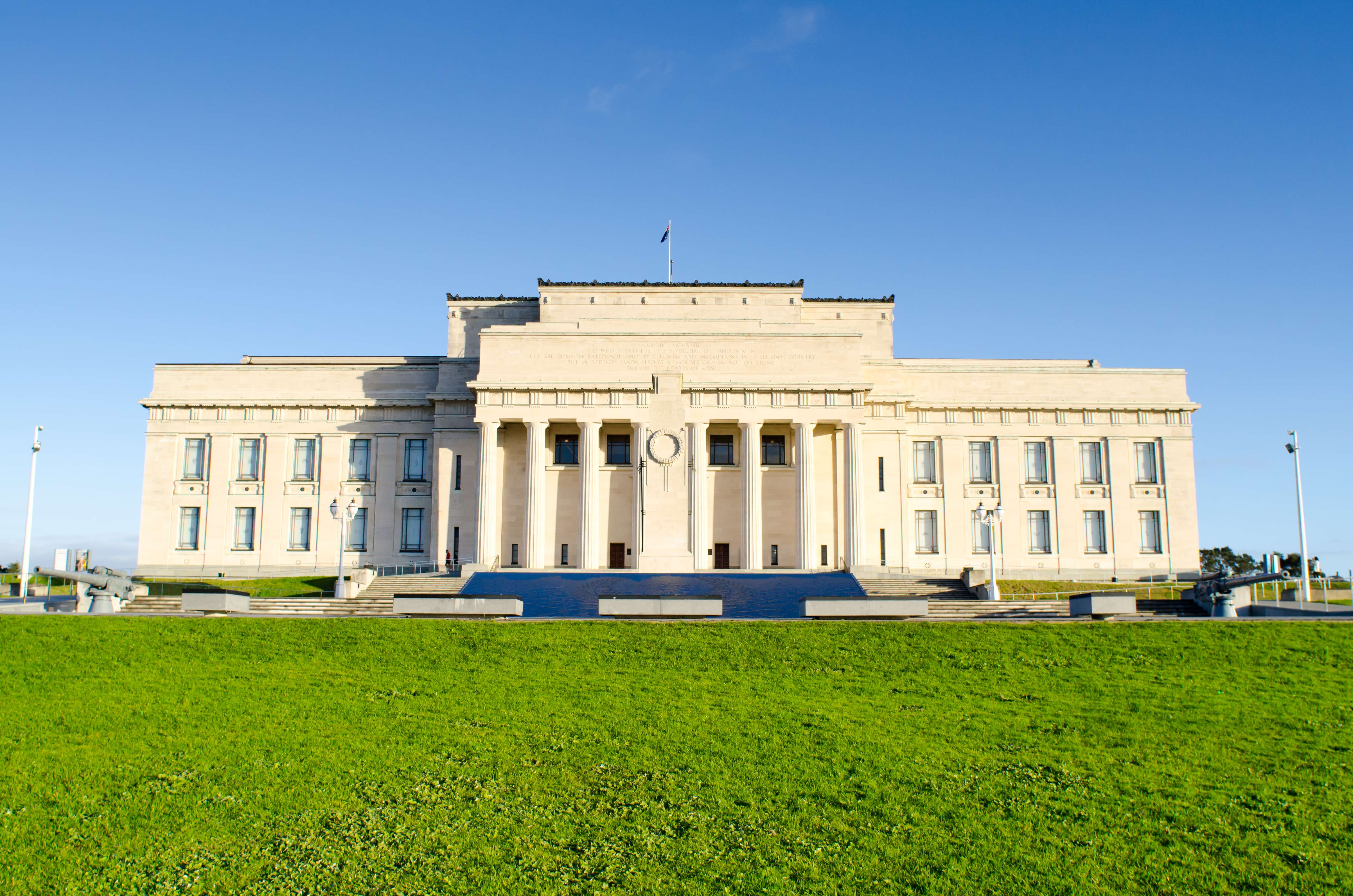 Visit Auckland Museum