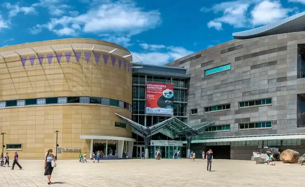 Explore Te Papa Museum
