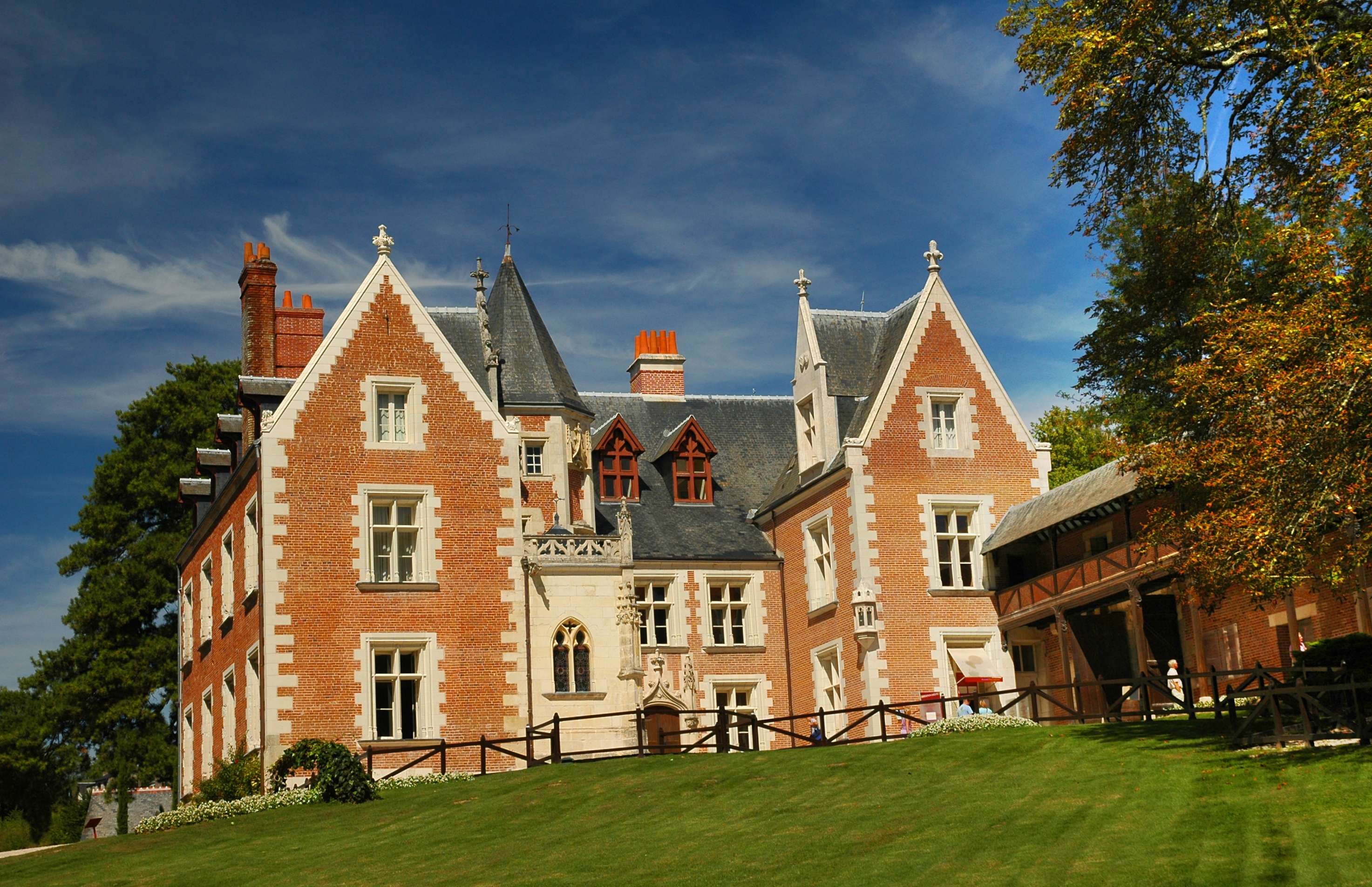 Chateau Du Clos Lucé